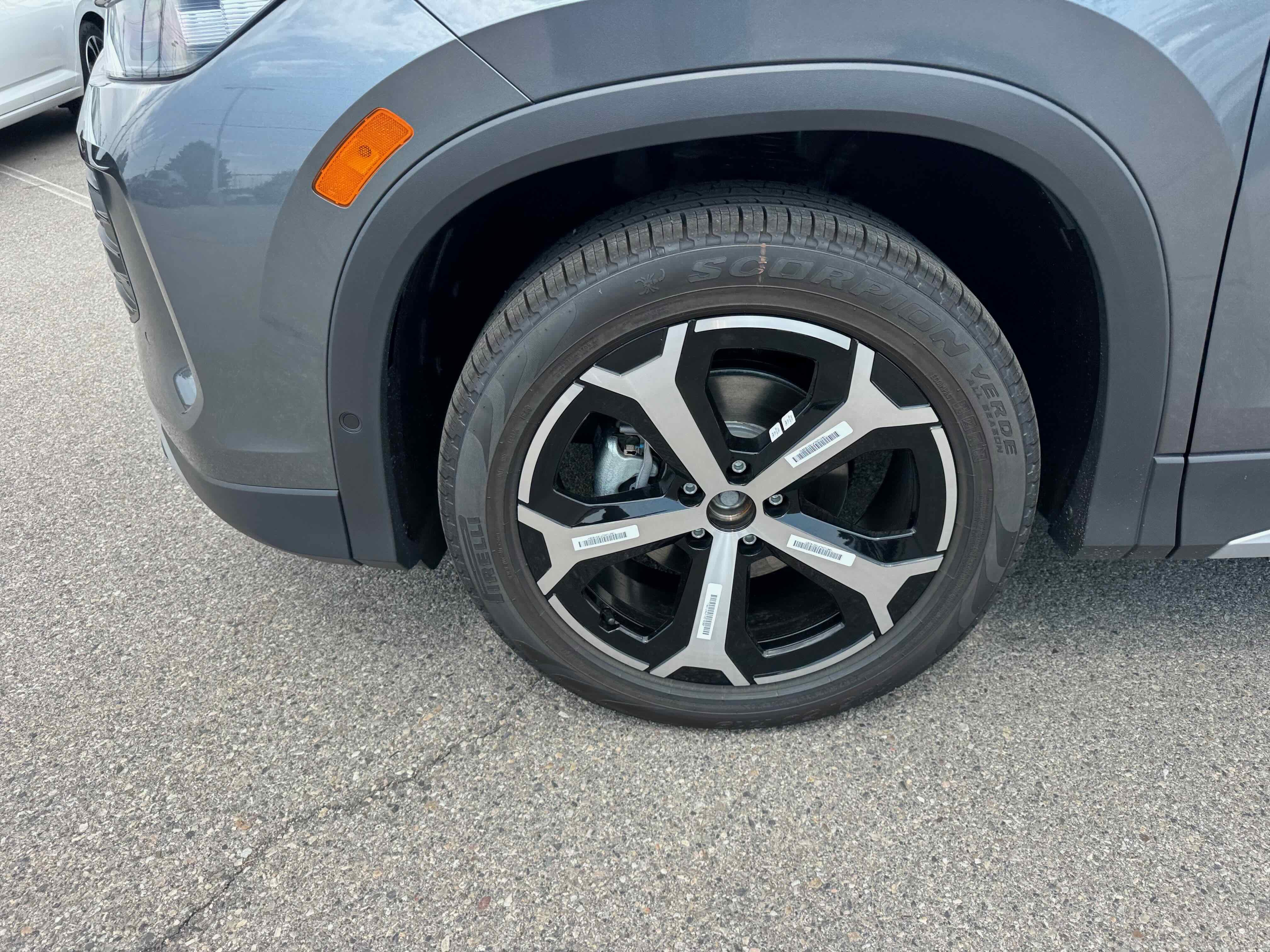 2025 Volkswagen Tiguan SE