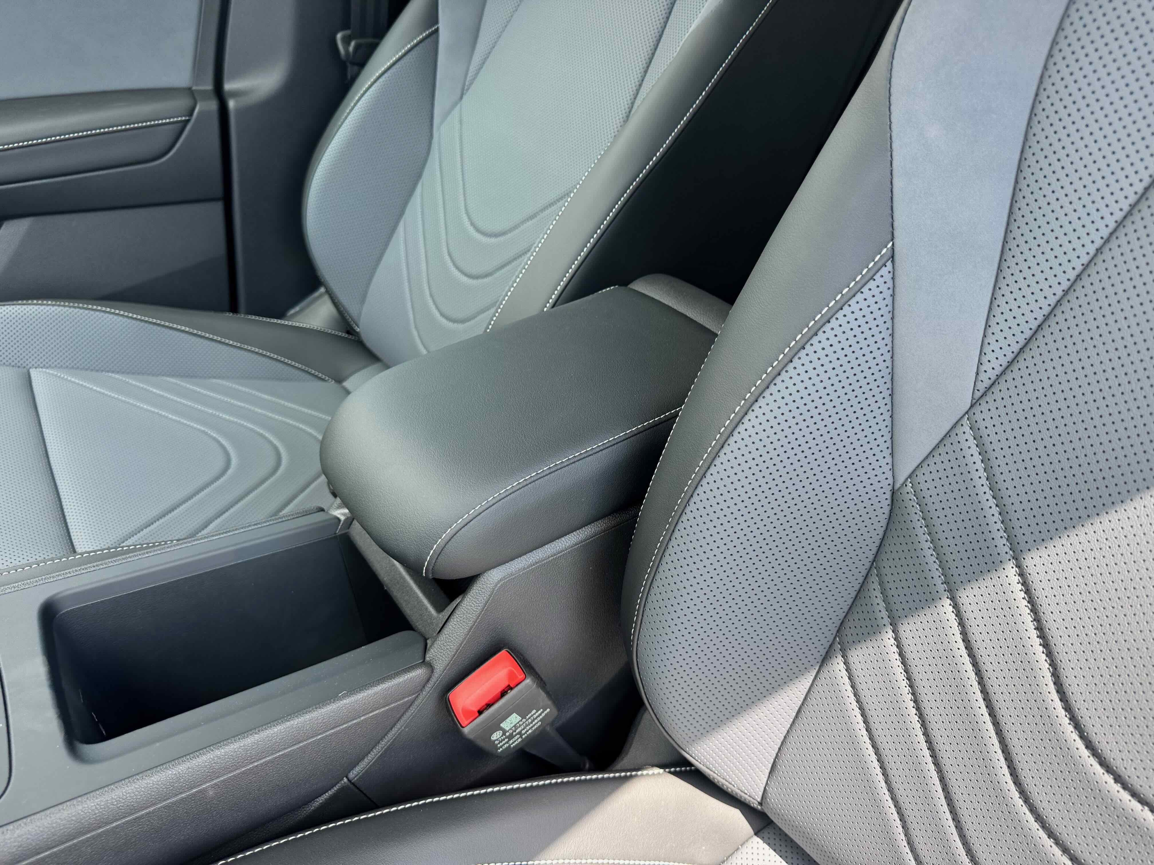 2025 Volkswagen Tiguan SE