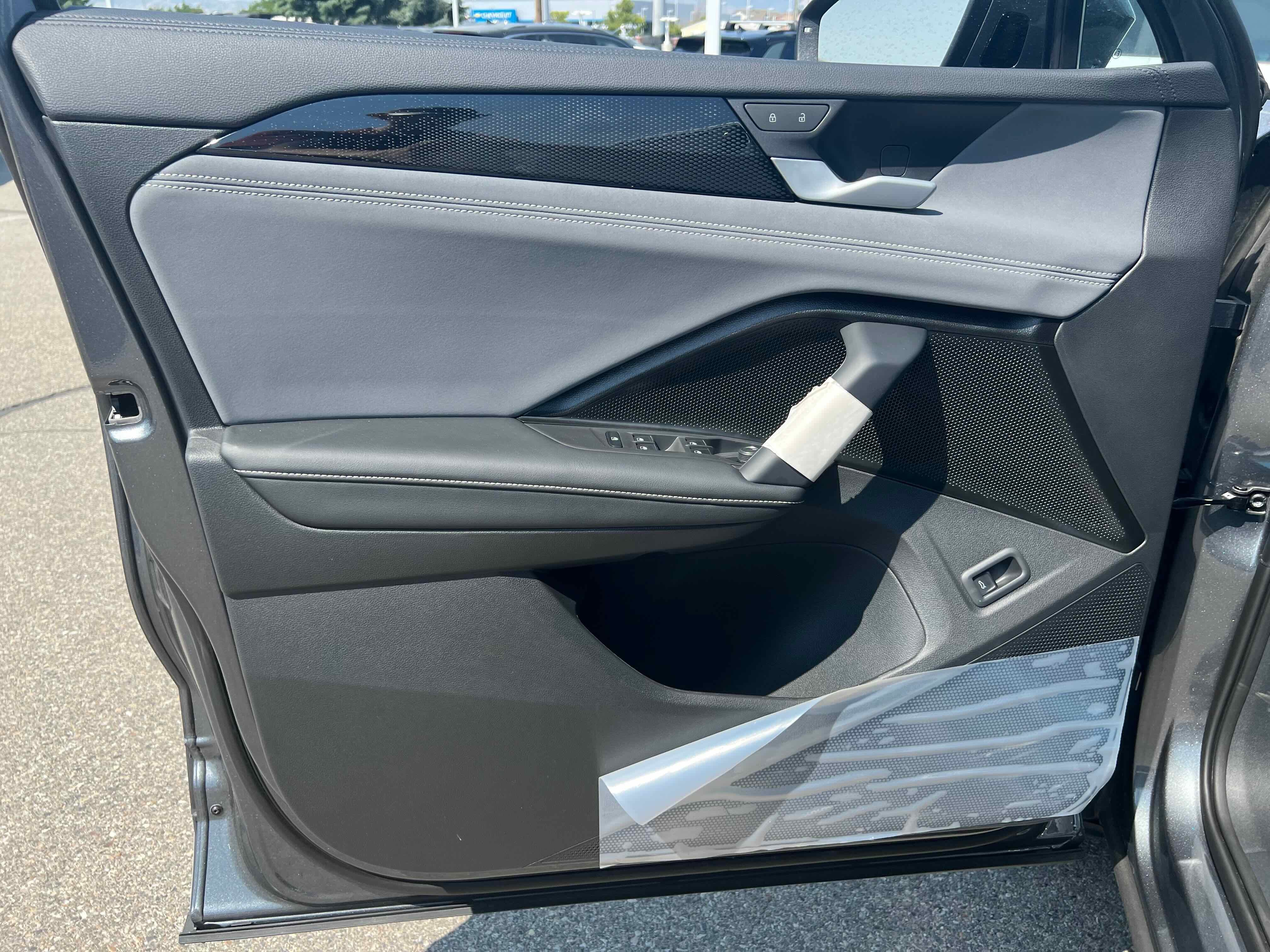 2025 Volkswagen Tiguan SE