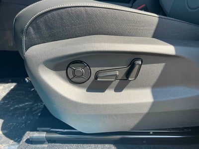 2025 Volkswagen Tiguan SE