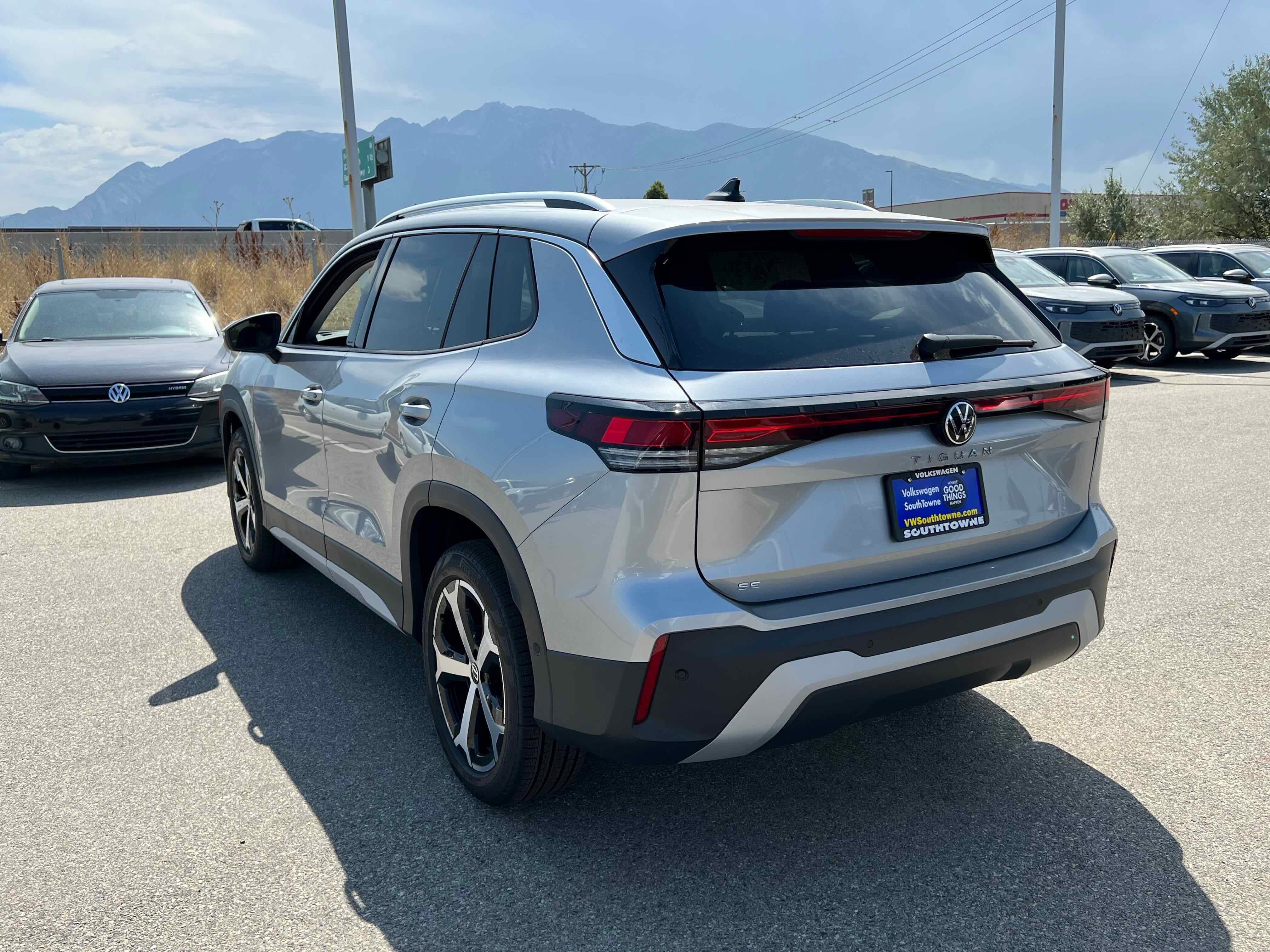 2025 Volkswagen Tiguan SE