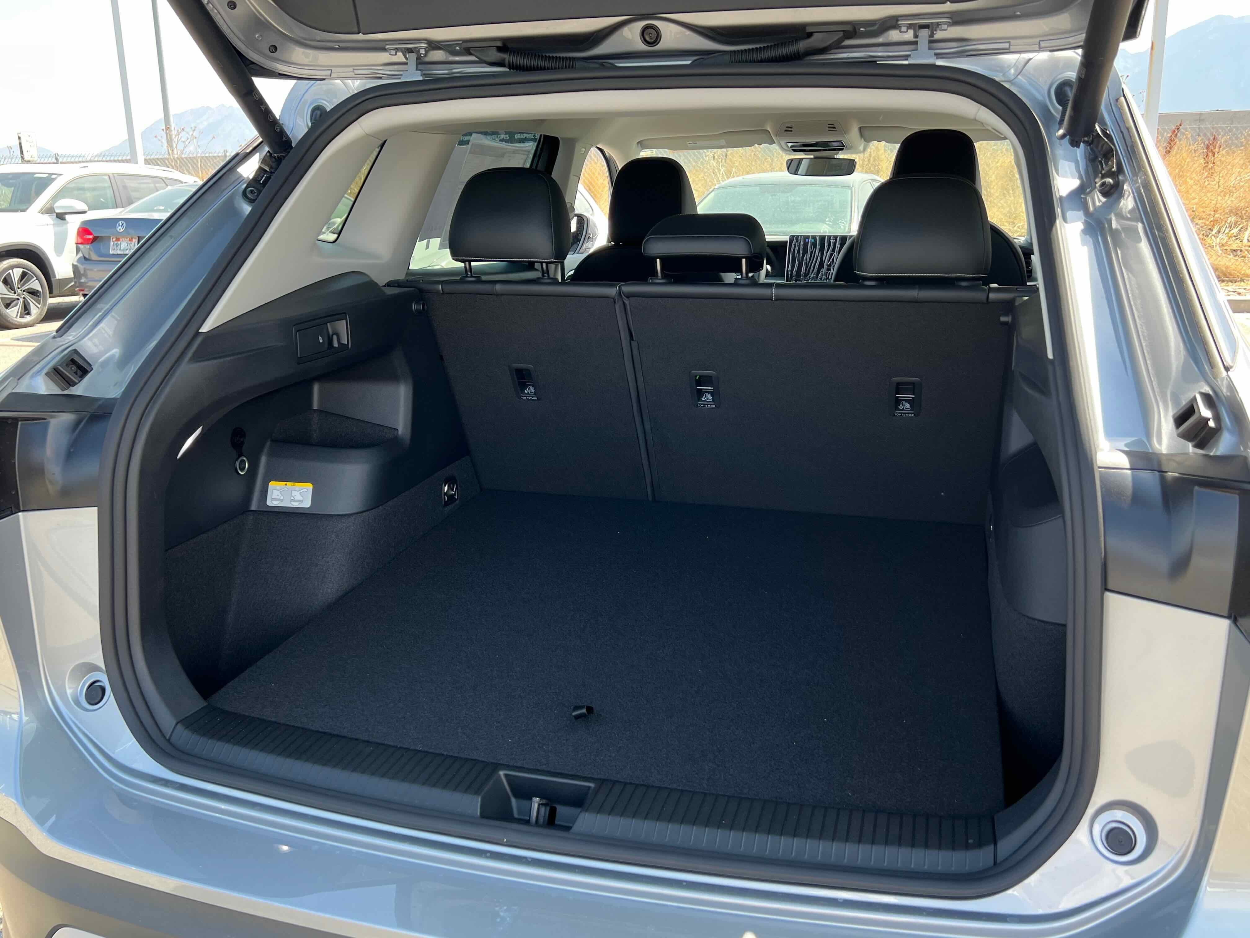 2025 Volkswagen Tiguan SE