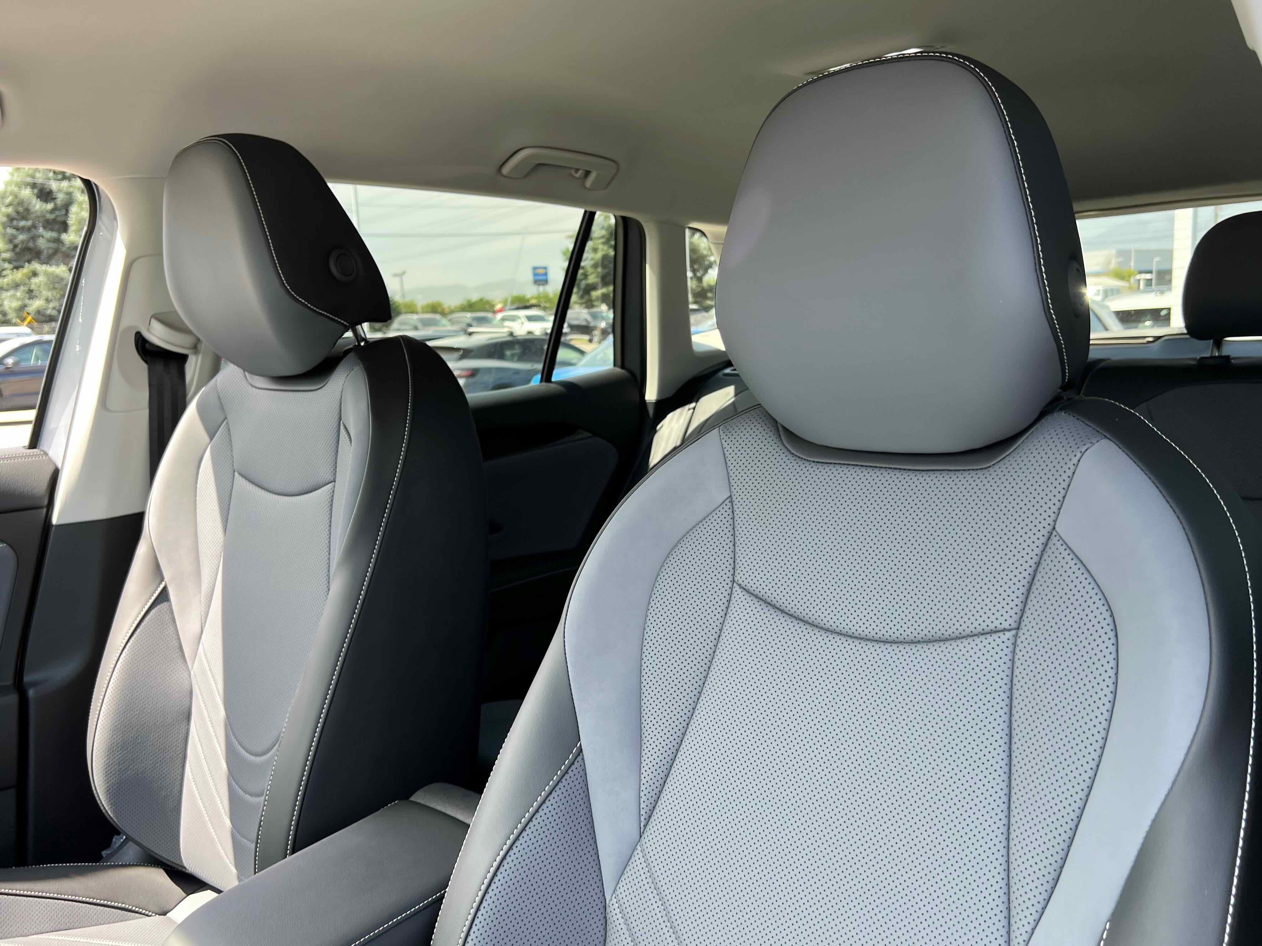 2025 Volkswagen Tiguan SE