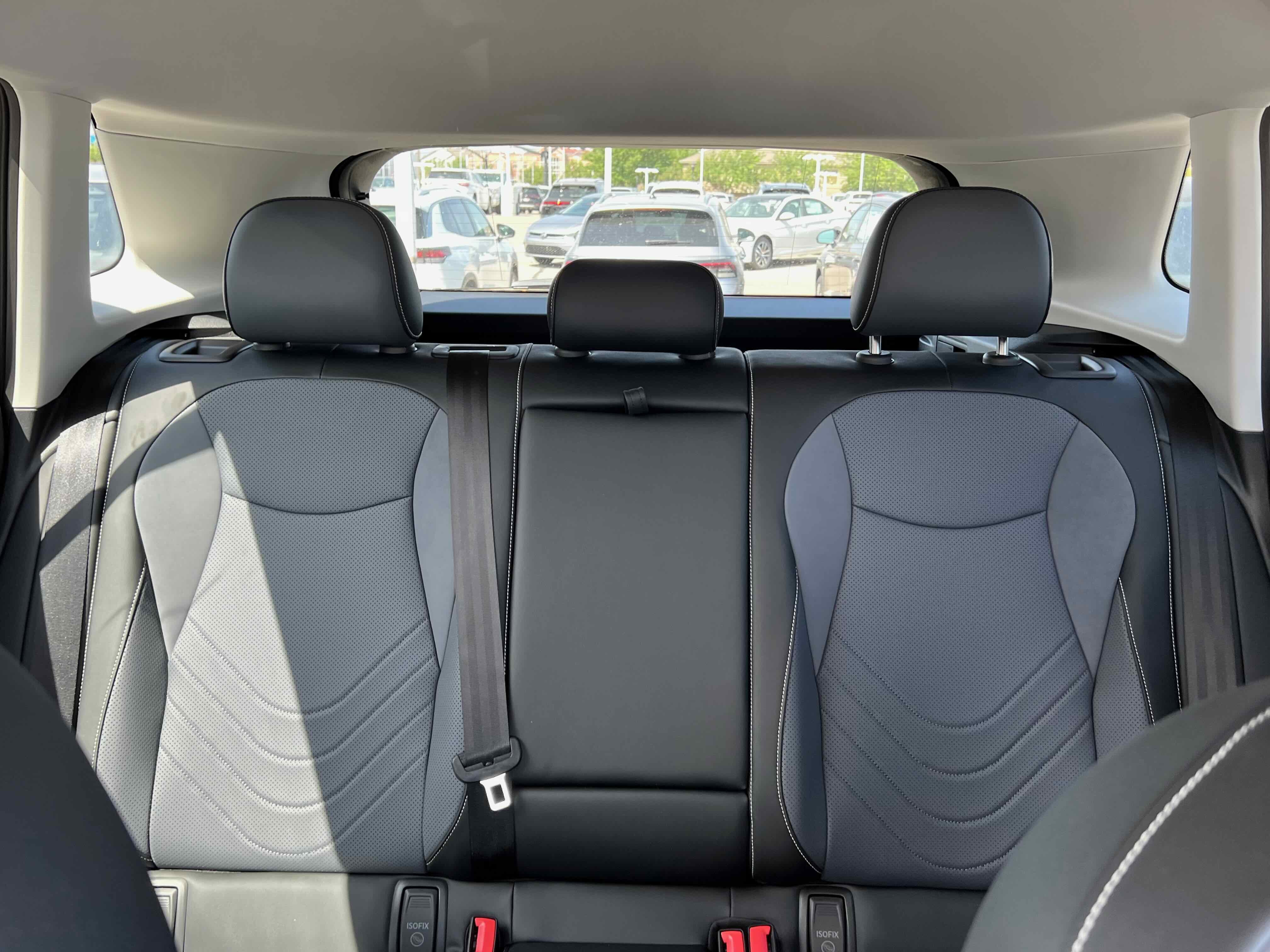 2025 Volkswagen Tiguan SE