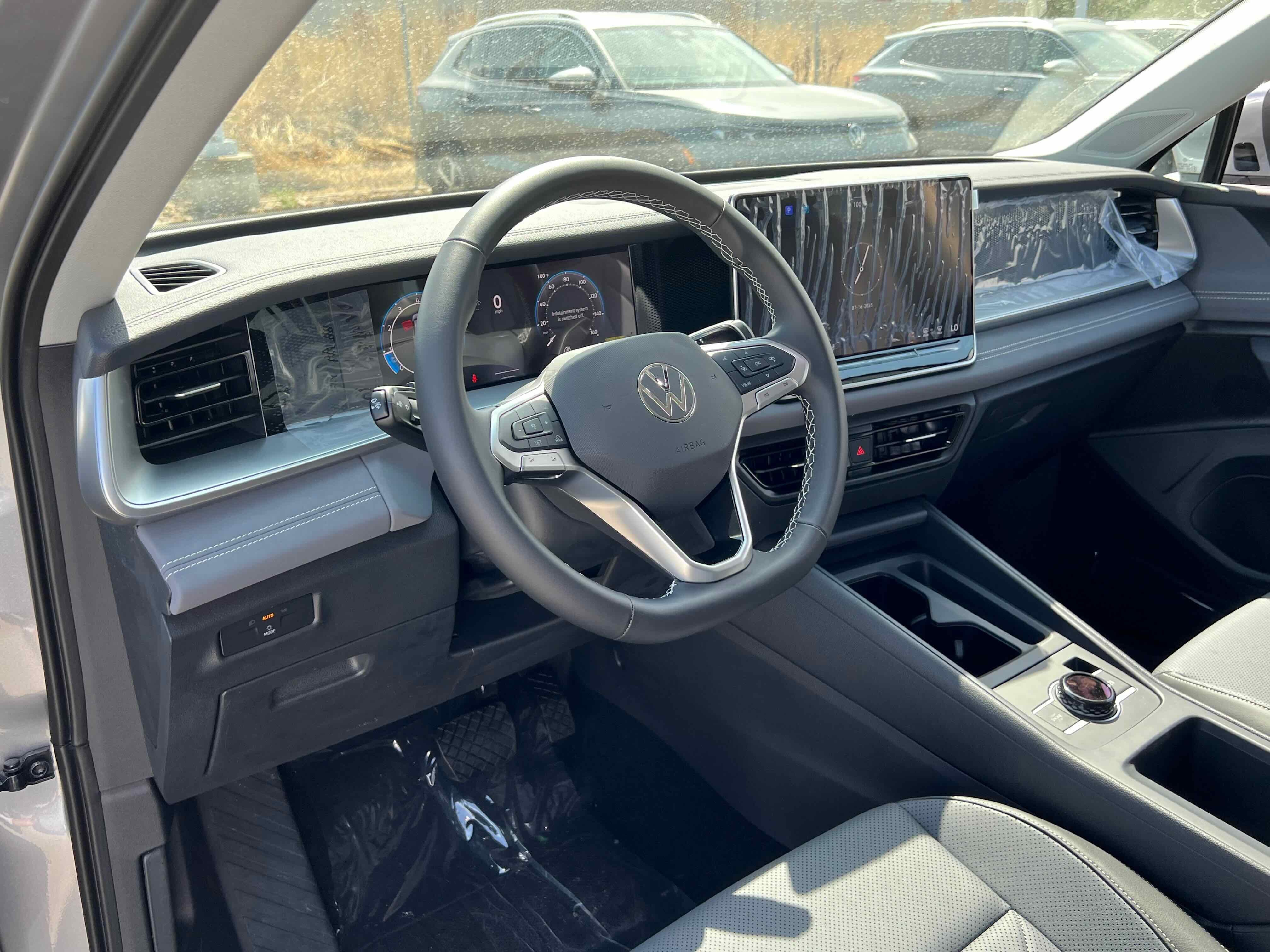 2025 Volkswagen Tiguan SE