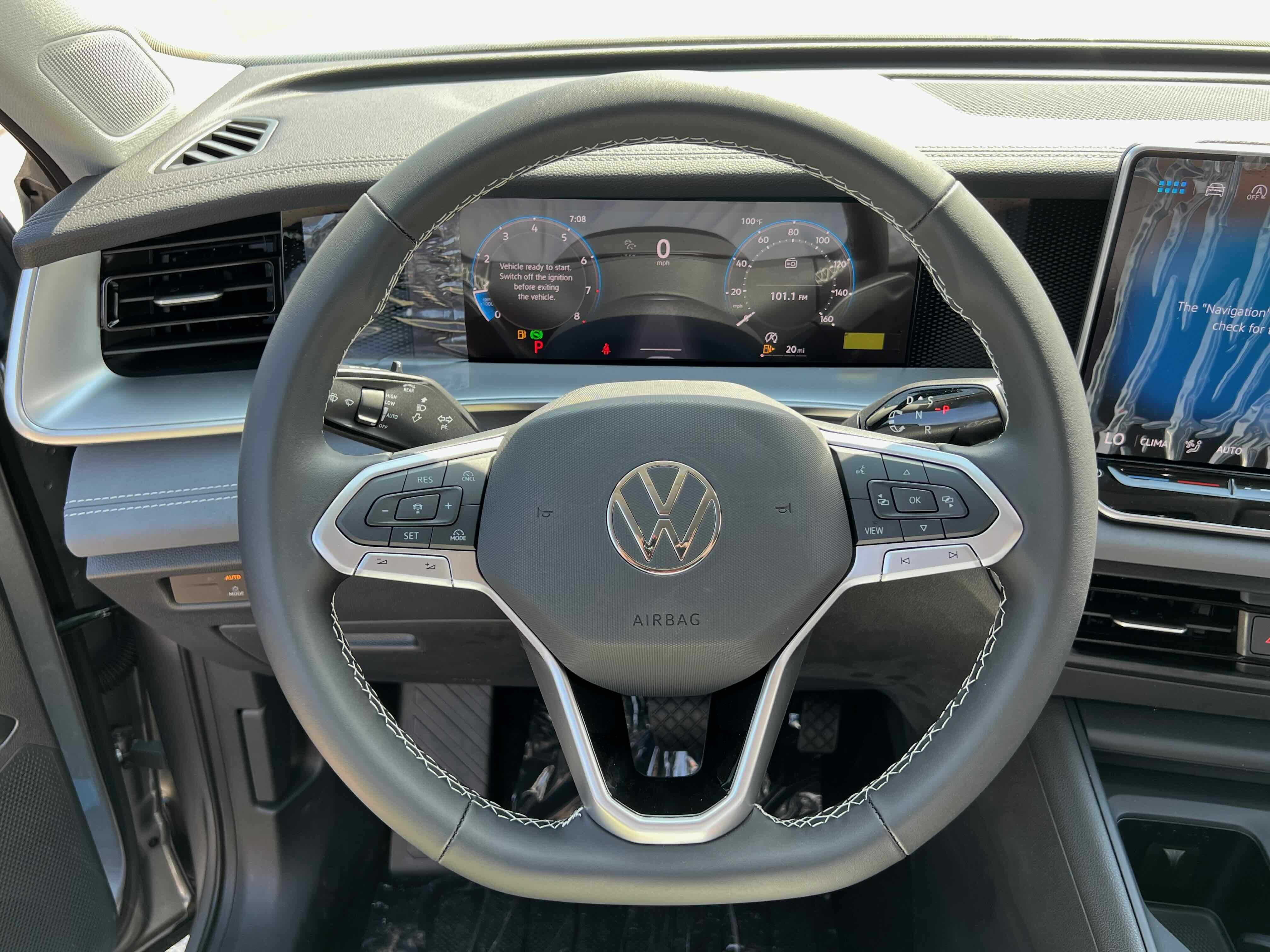 2025 Volkswagen Tiguan SE