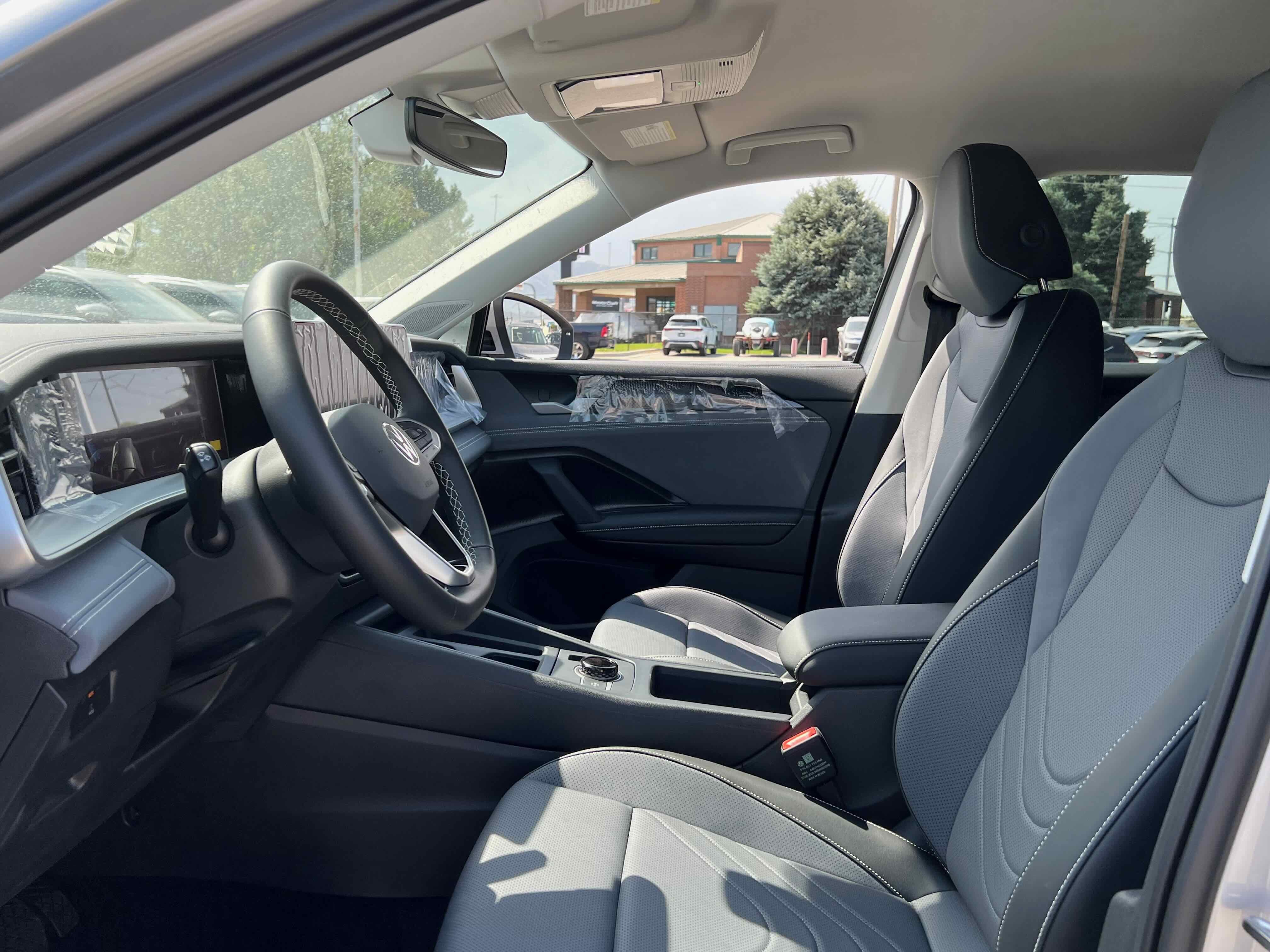 2025 Volkswagen Tiguan SE