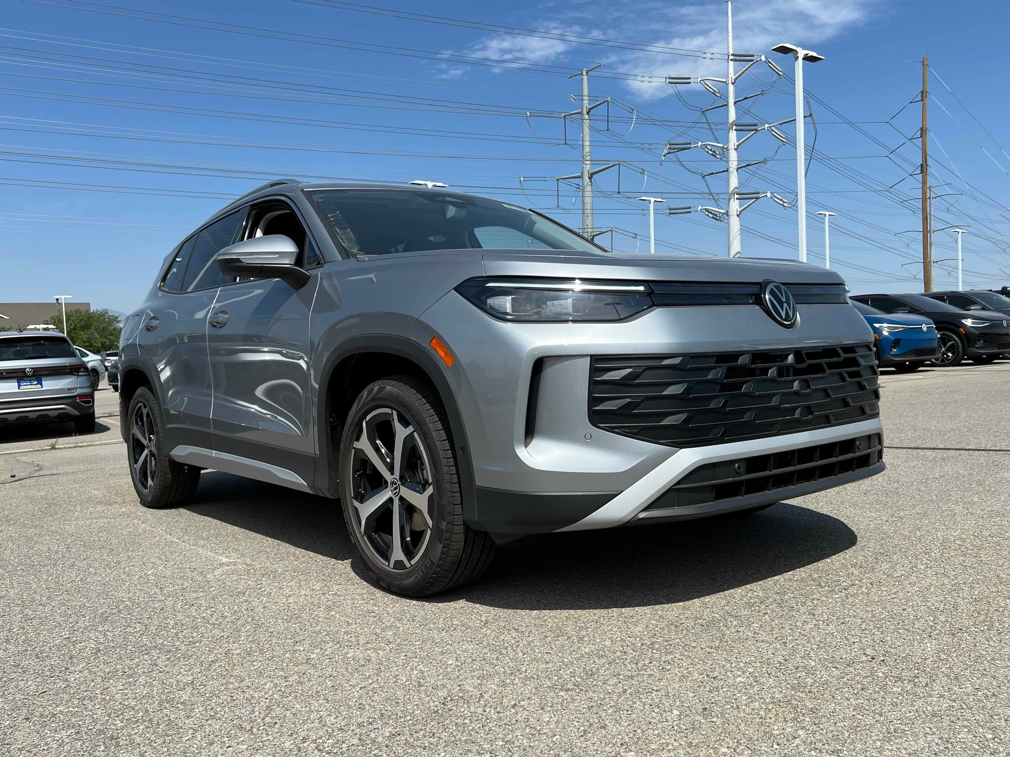 2025 Volkswagen Tiguan SE