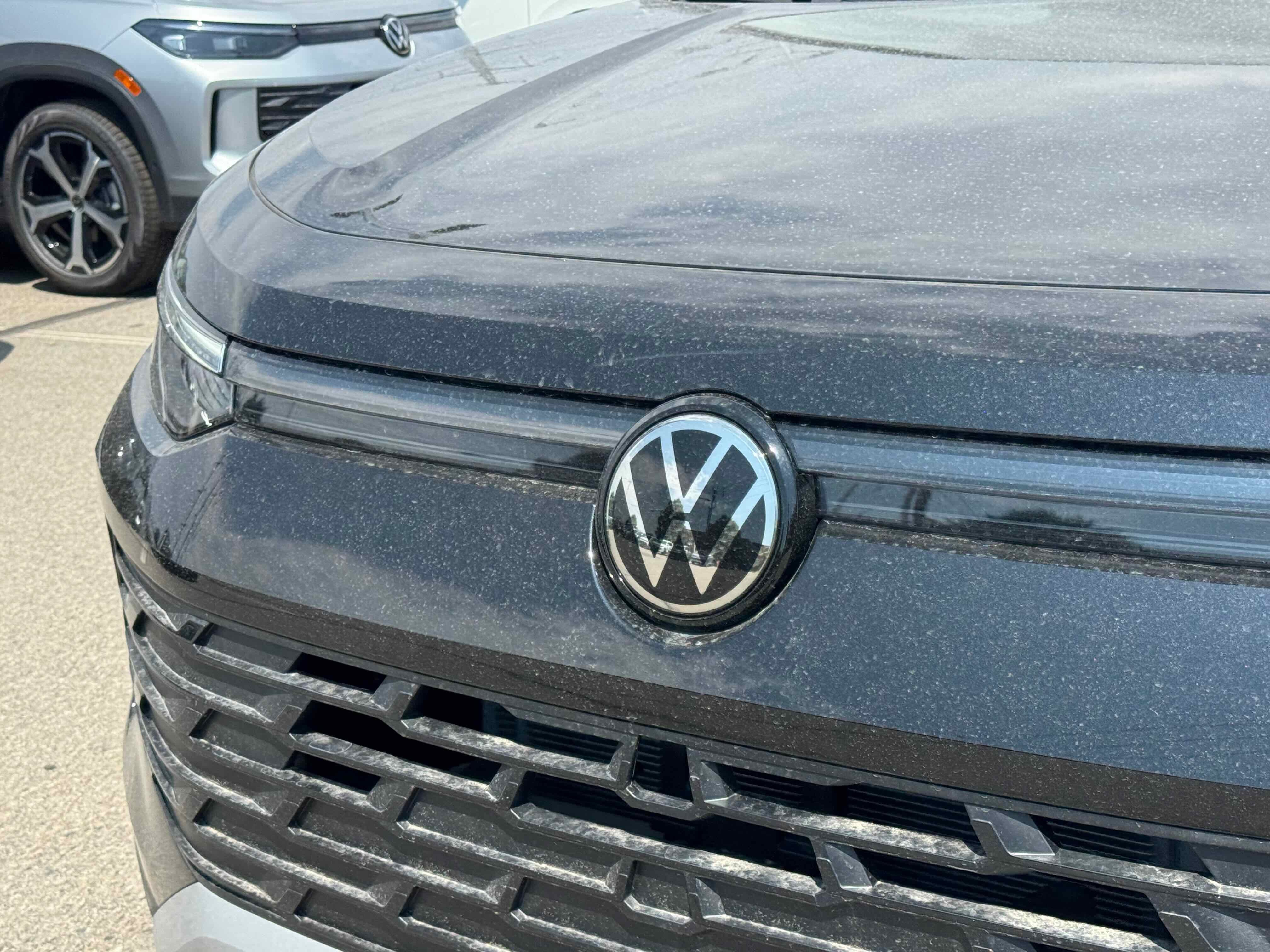 2025 Volkswagen Tiguan SE