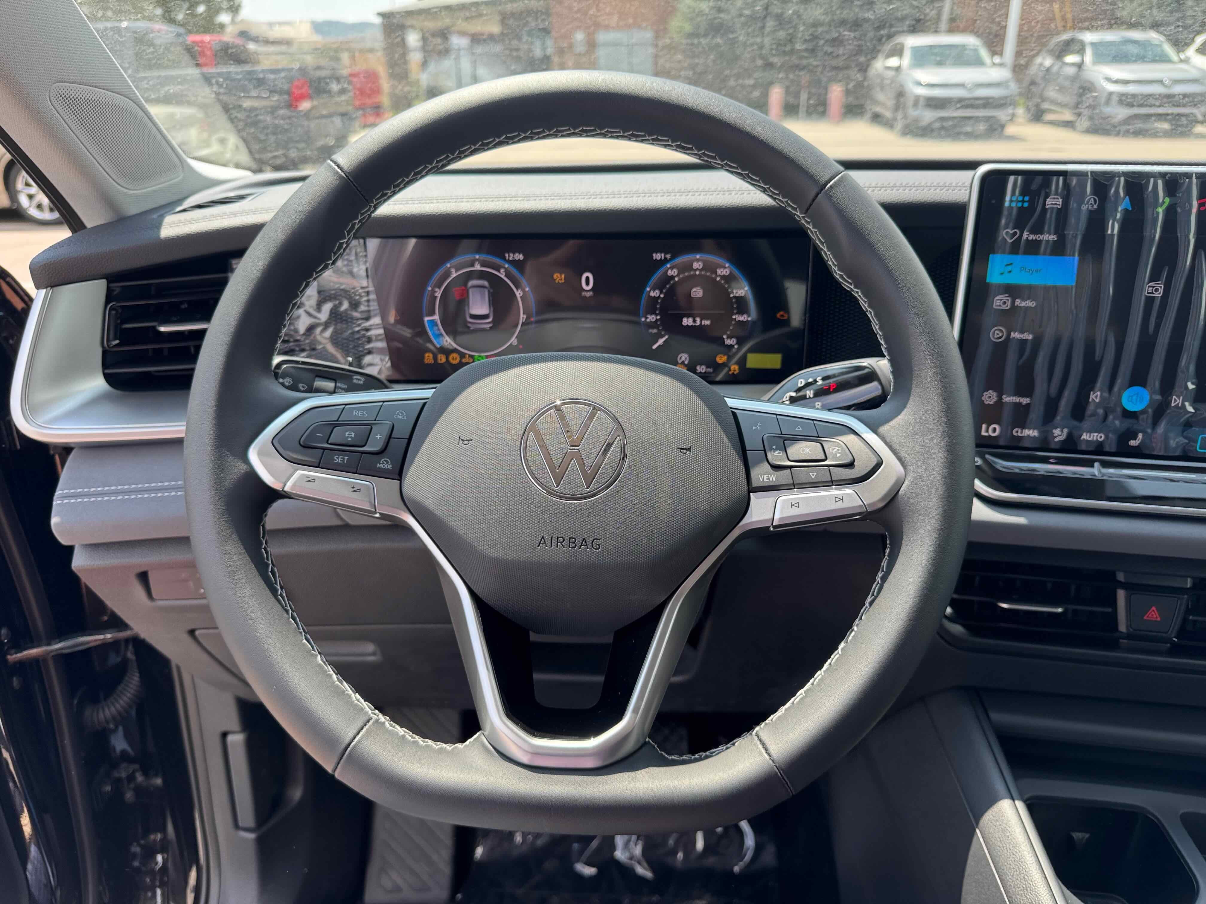 2025 Volkswagen Tiguan SE