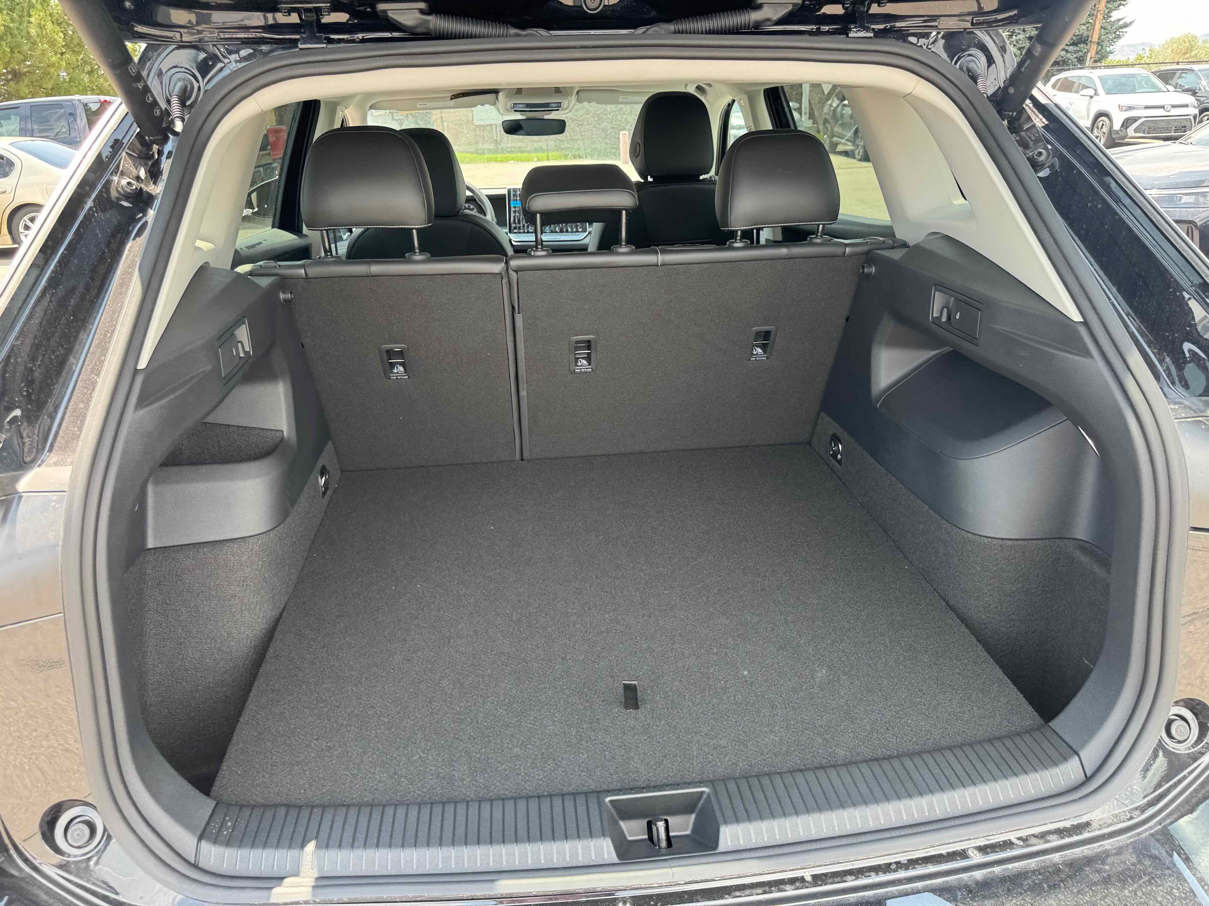 2025 Volkswagen Tiguan SE