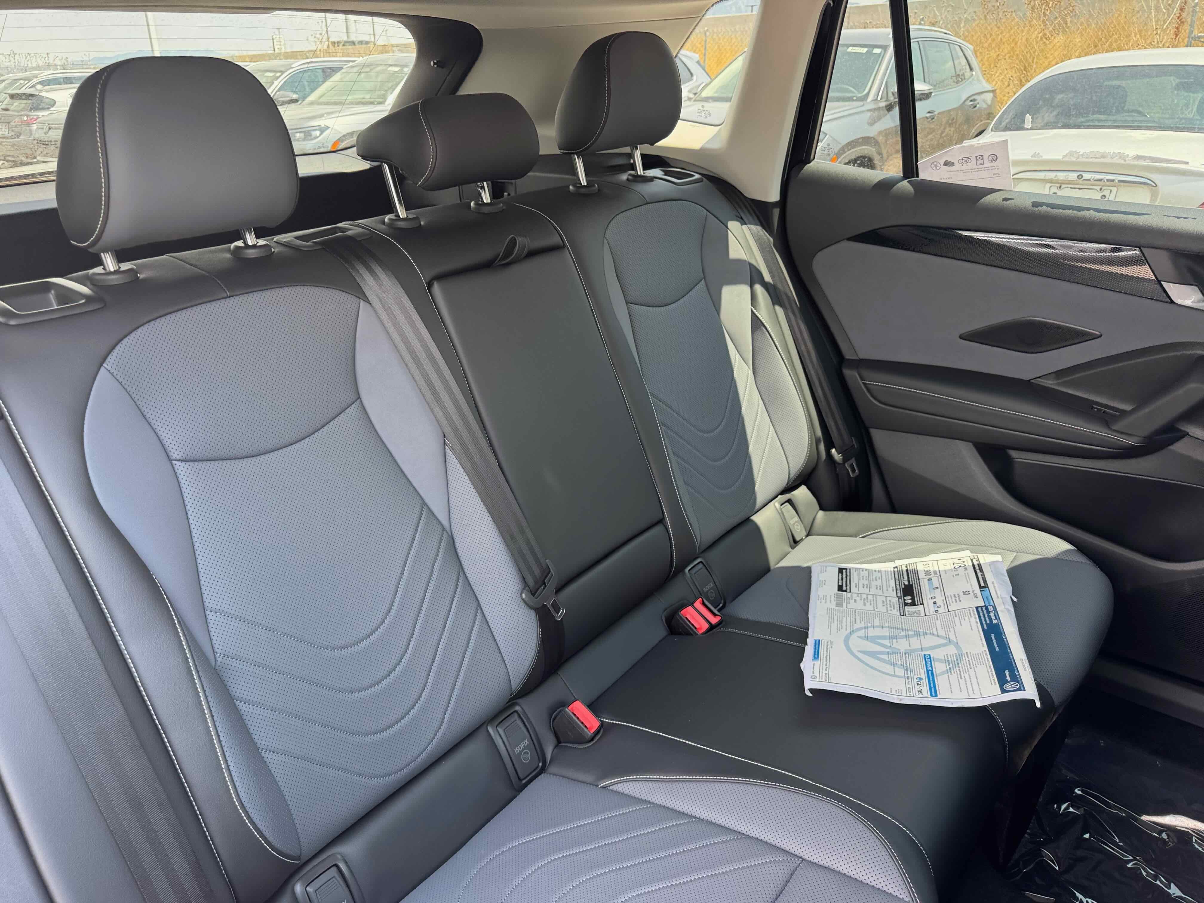 2025 Volkswagen Tiguan SE