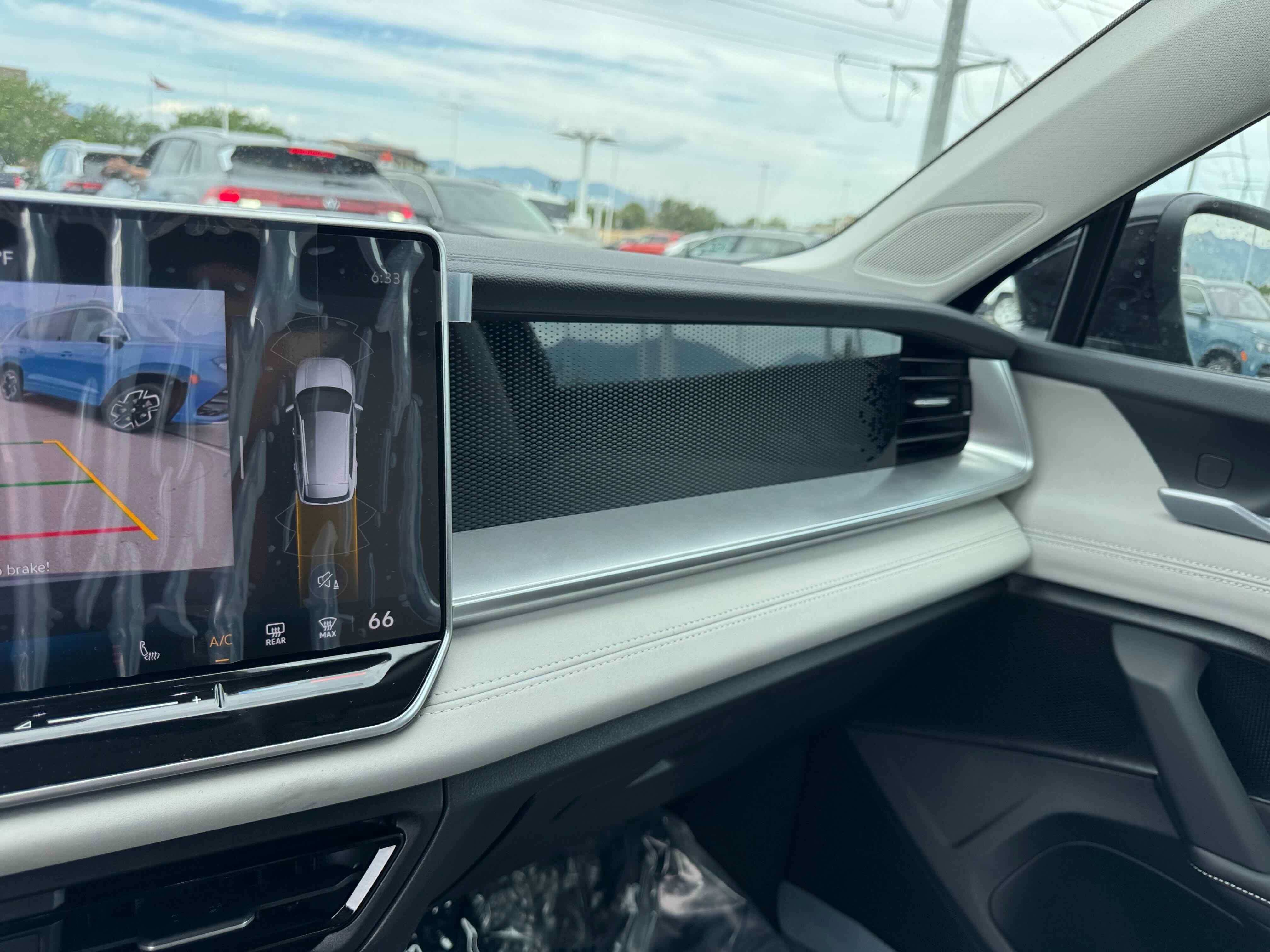 2025 Volkswagen Tiguan SE