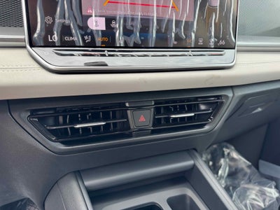 2025 Volkswagen Tiguan SE