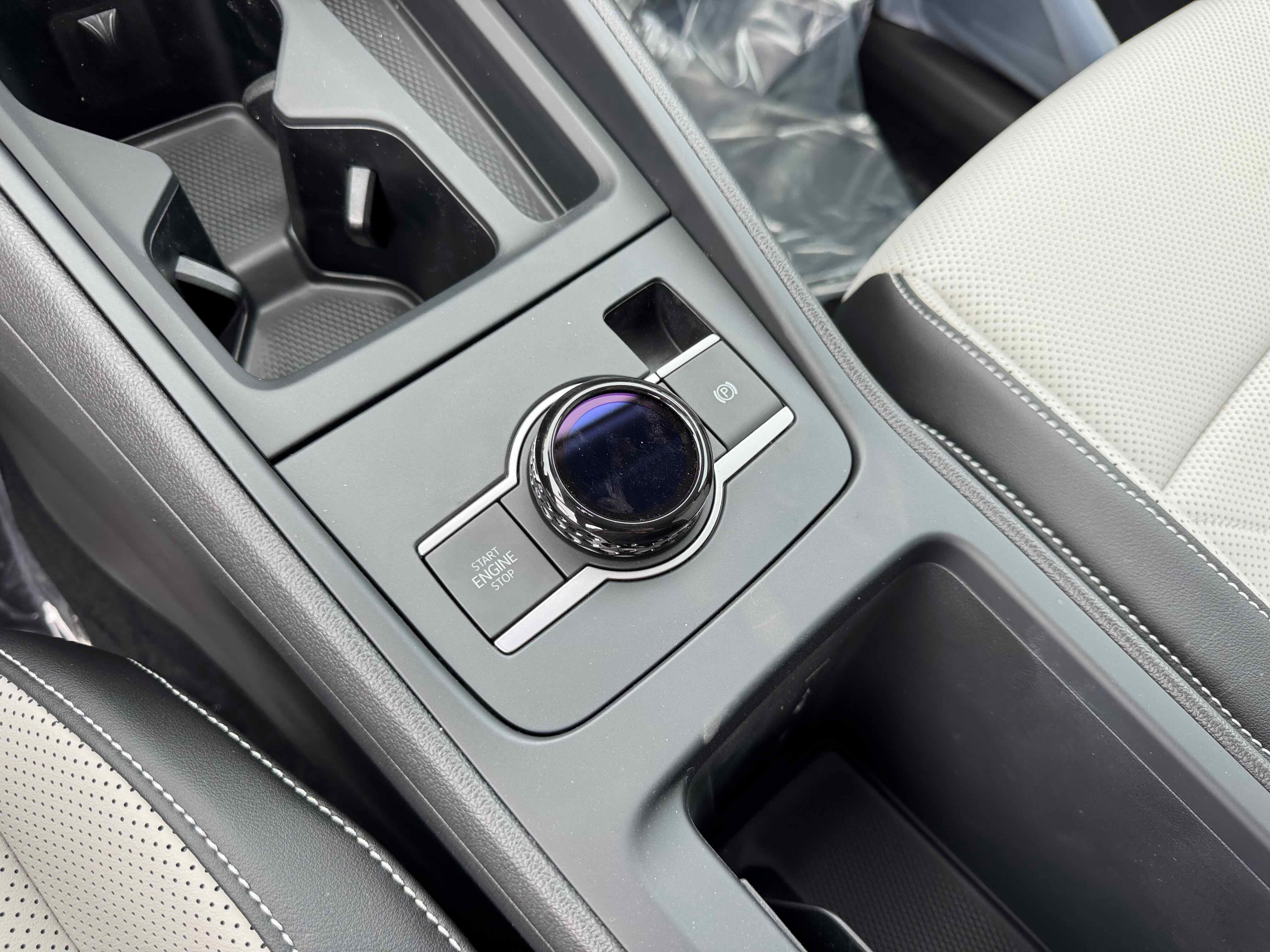 2025 Volkswagen Tiguan SE