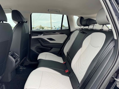 2025 Volkswagen Tiguan SE