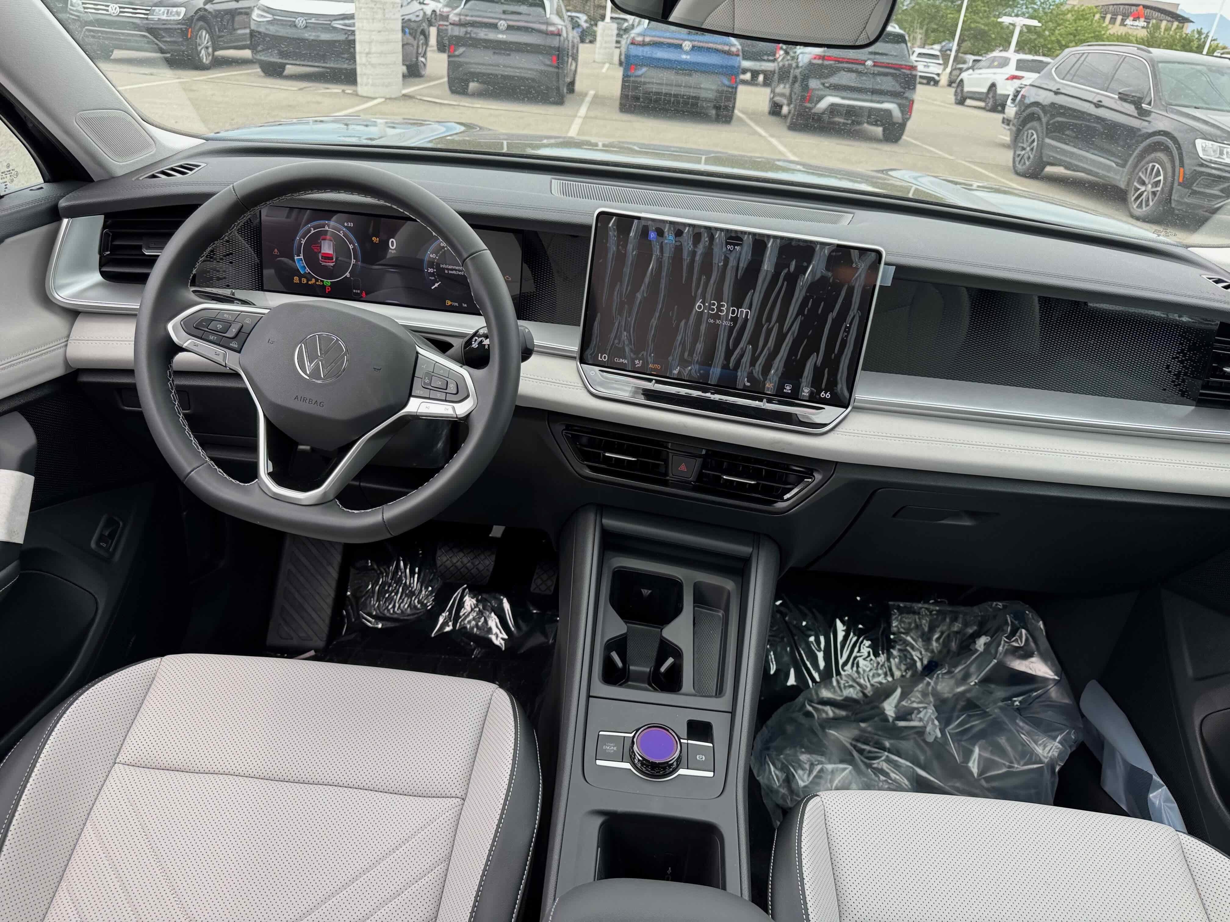 2025 Volkswagen Tiguan SE