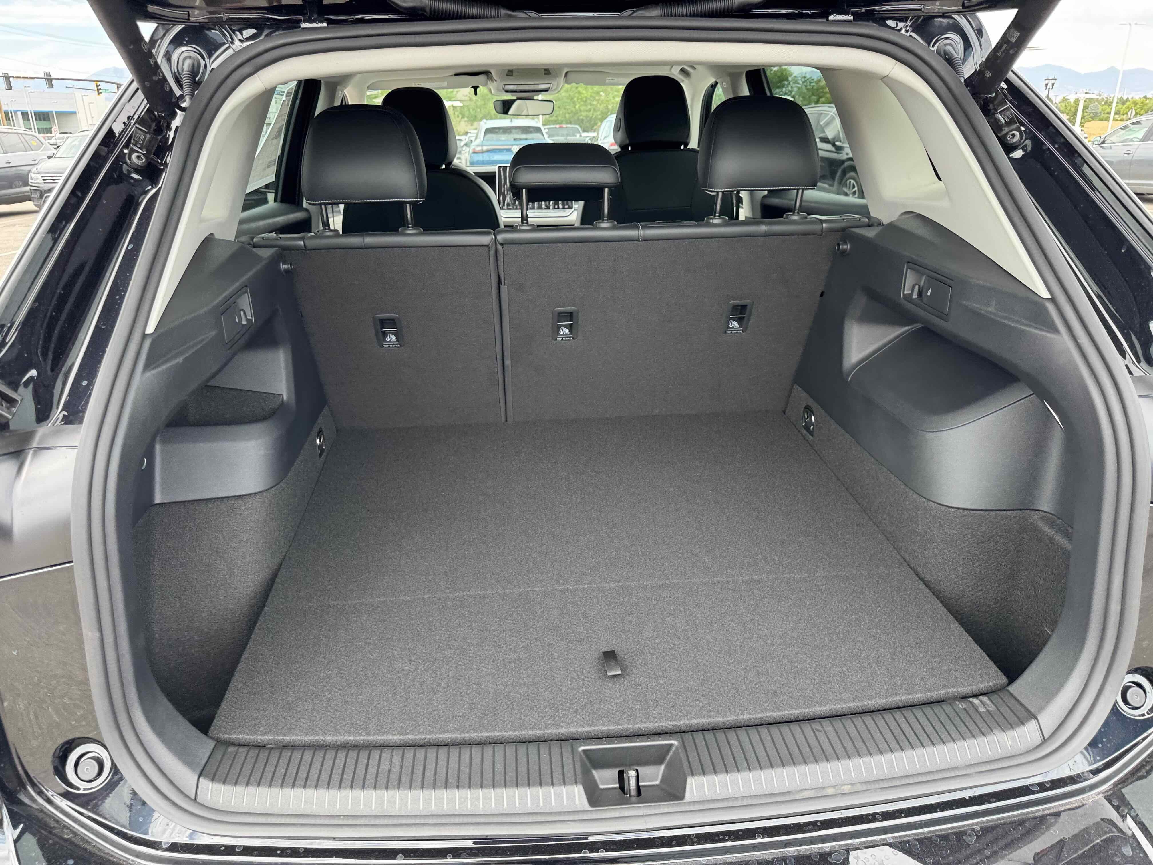 2025 Volkswagen Tiguan SE