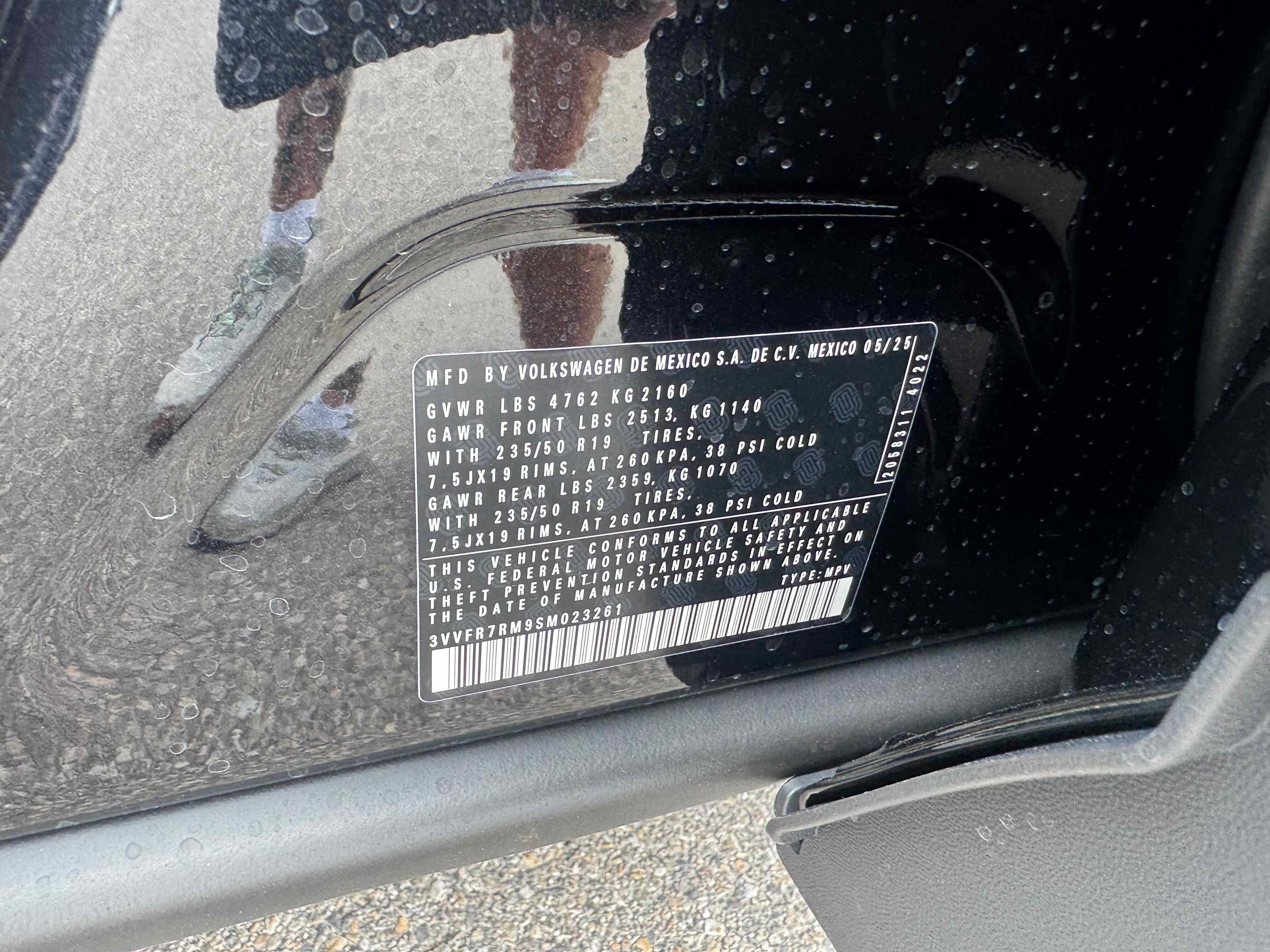 2025 Volkswagen Tiguan SE