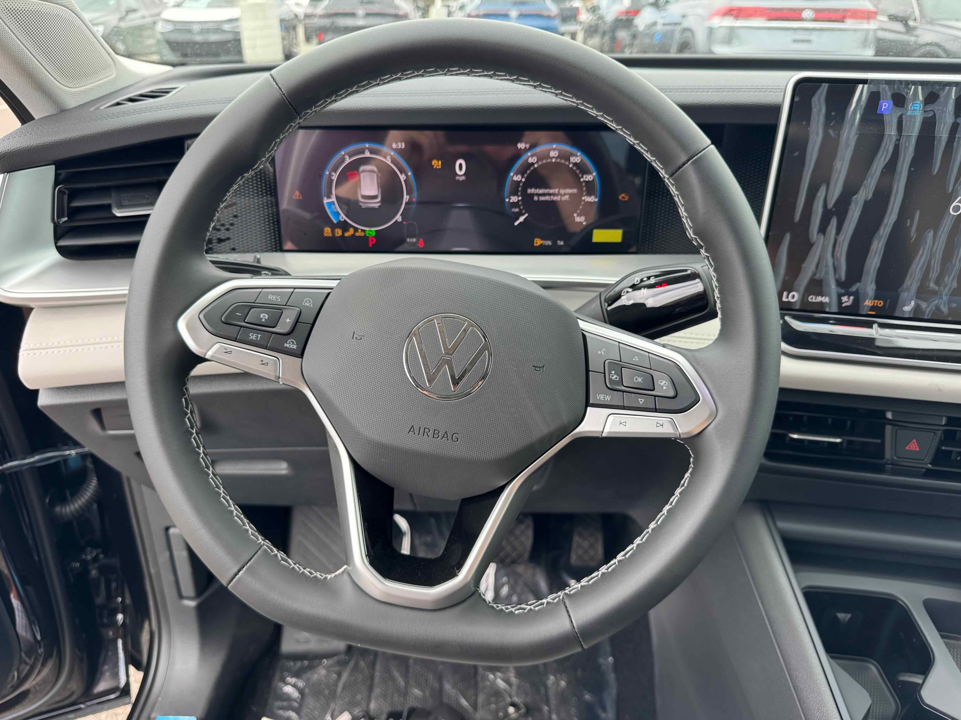 2025 Volkswagen Tiguan SE