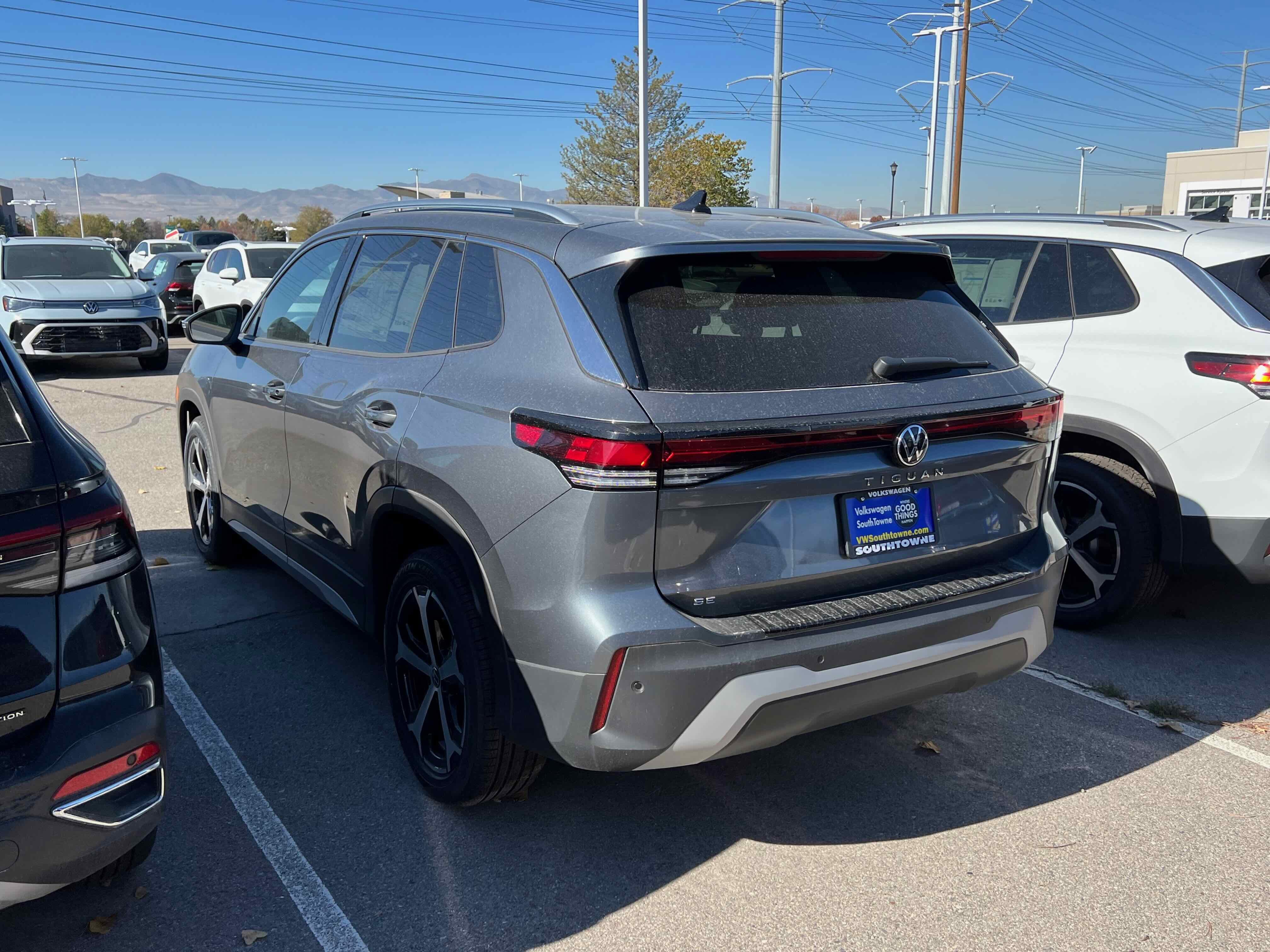 2025 Volkswagen Tiguan SE