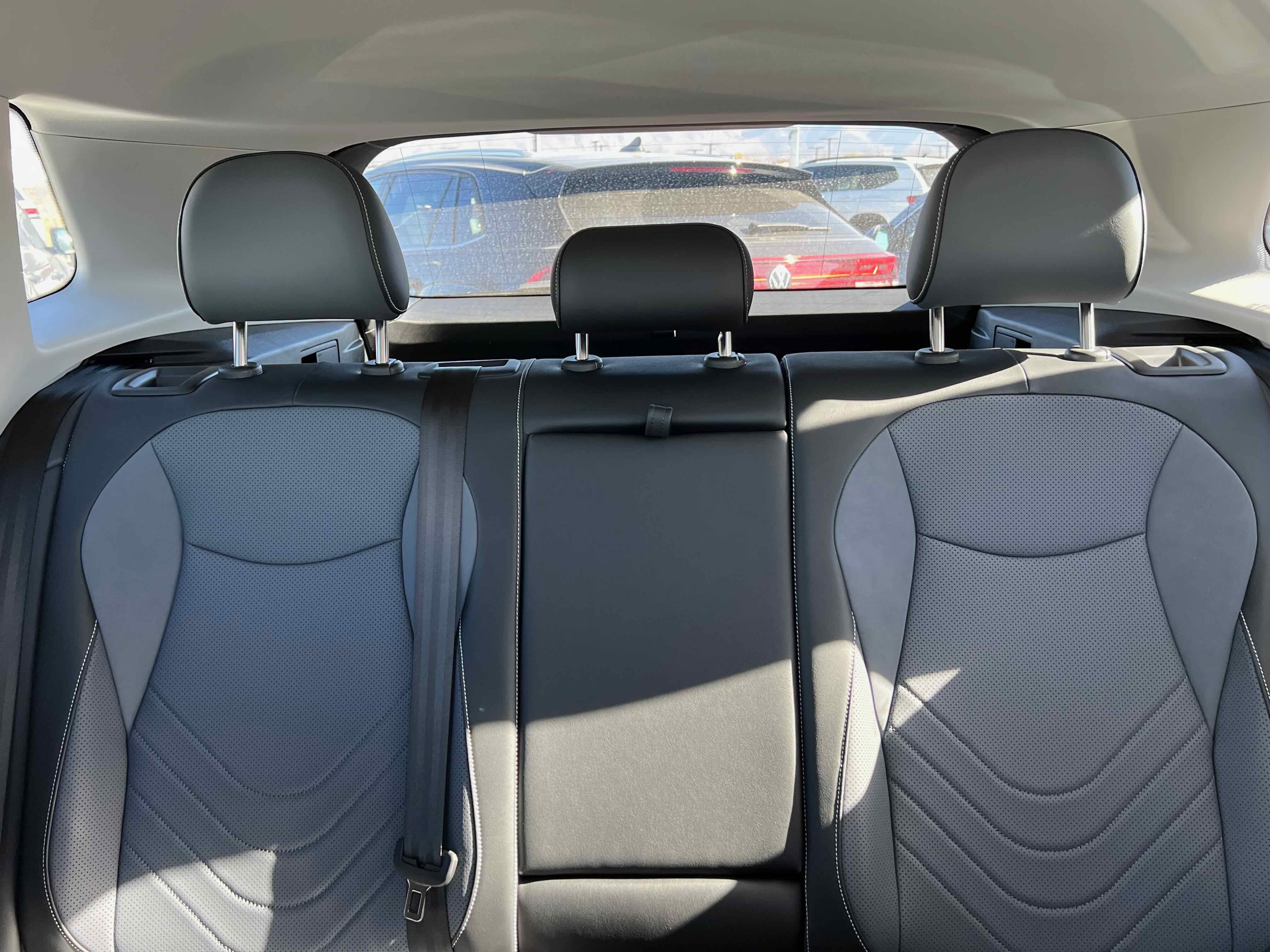 2025 Volkswagen Tiguan SE