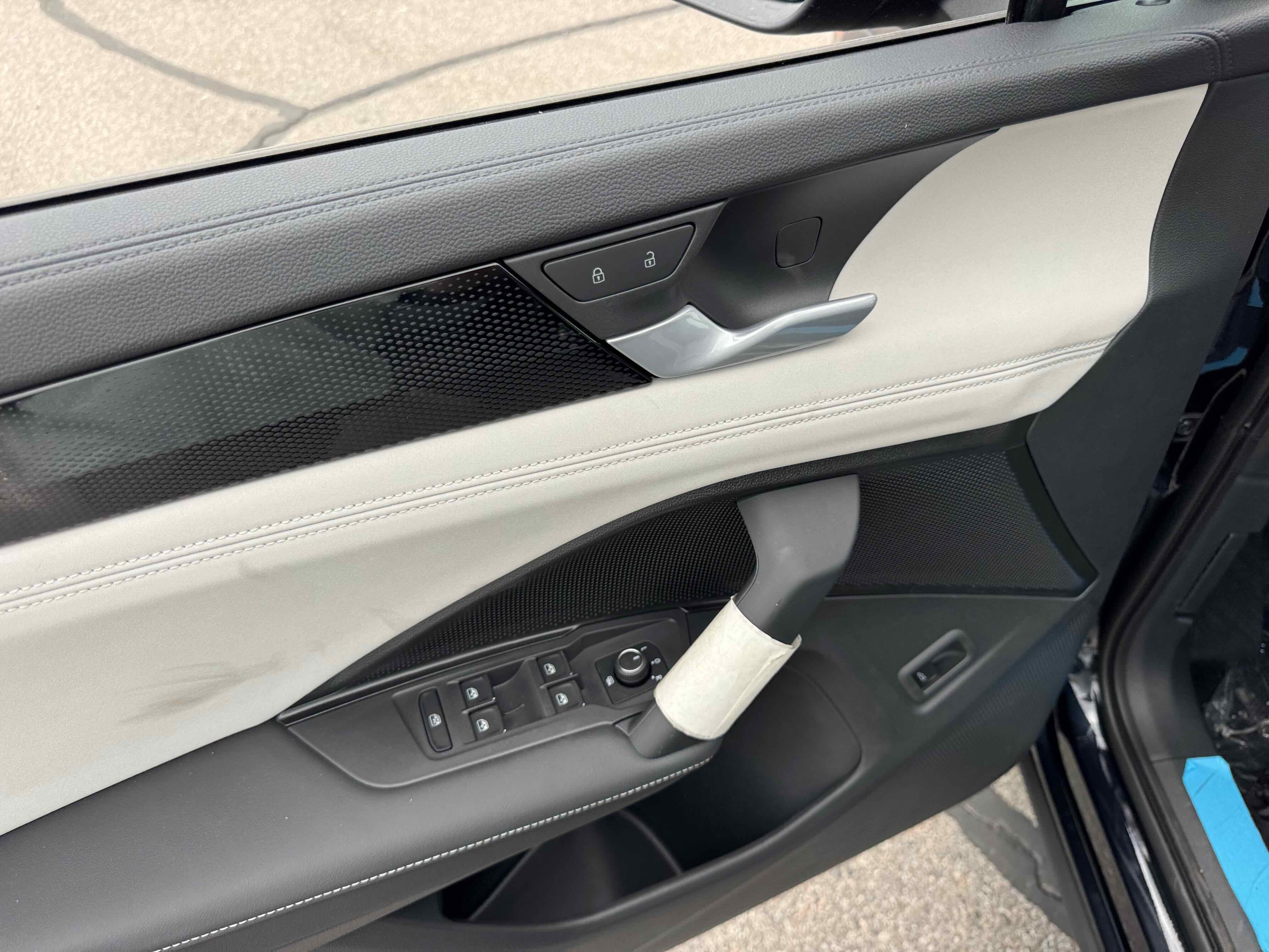 2025 Volkswagen Tiguan SE