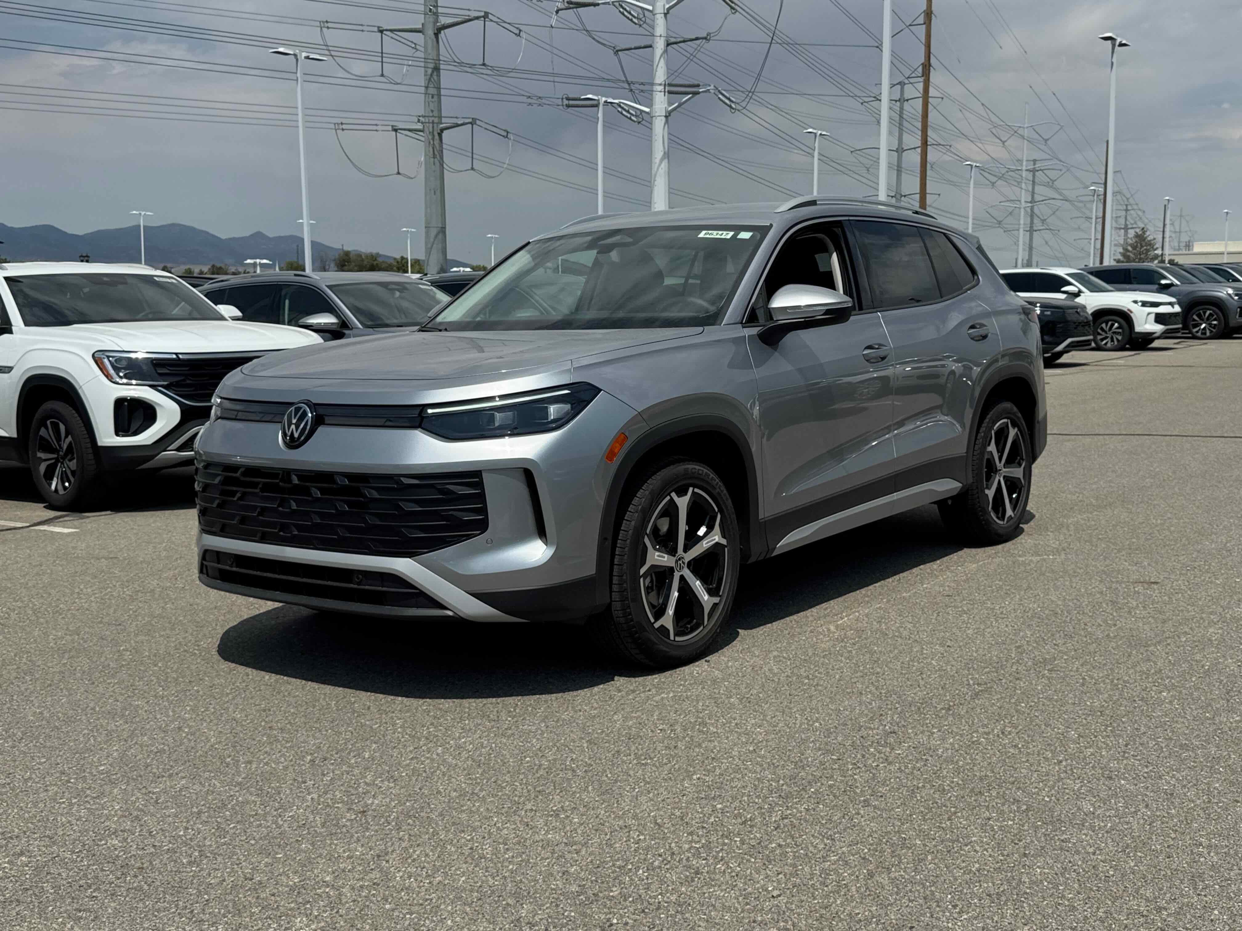 2025 Volkswagen Tiguan SE