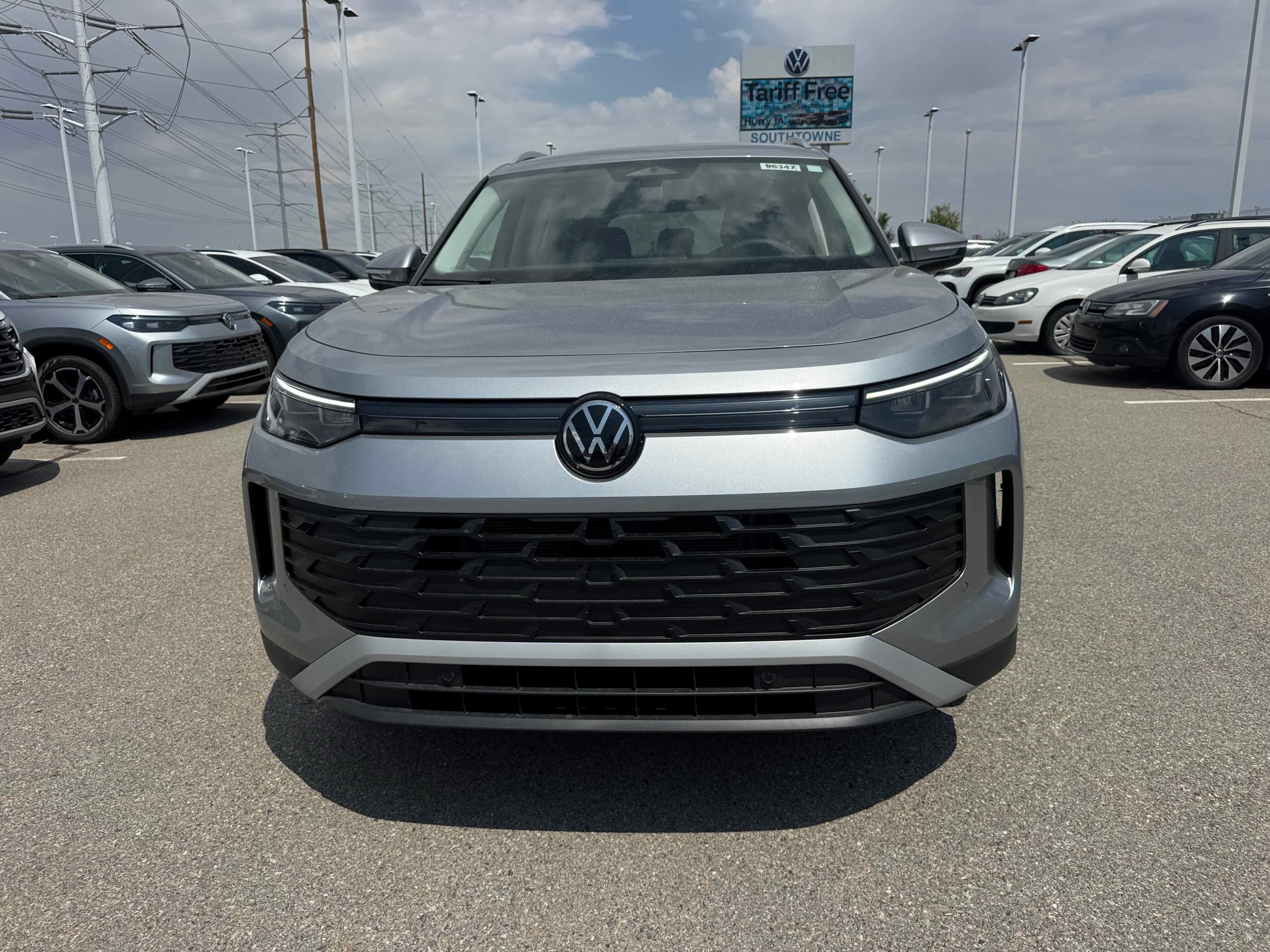 2025 Volkswagen Tiguan SE
