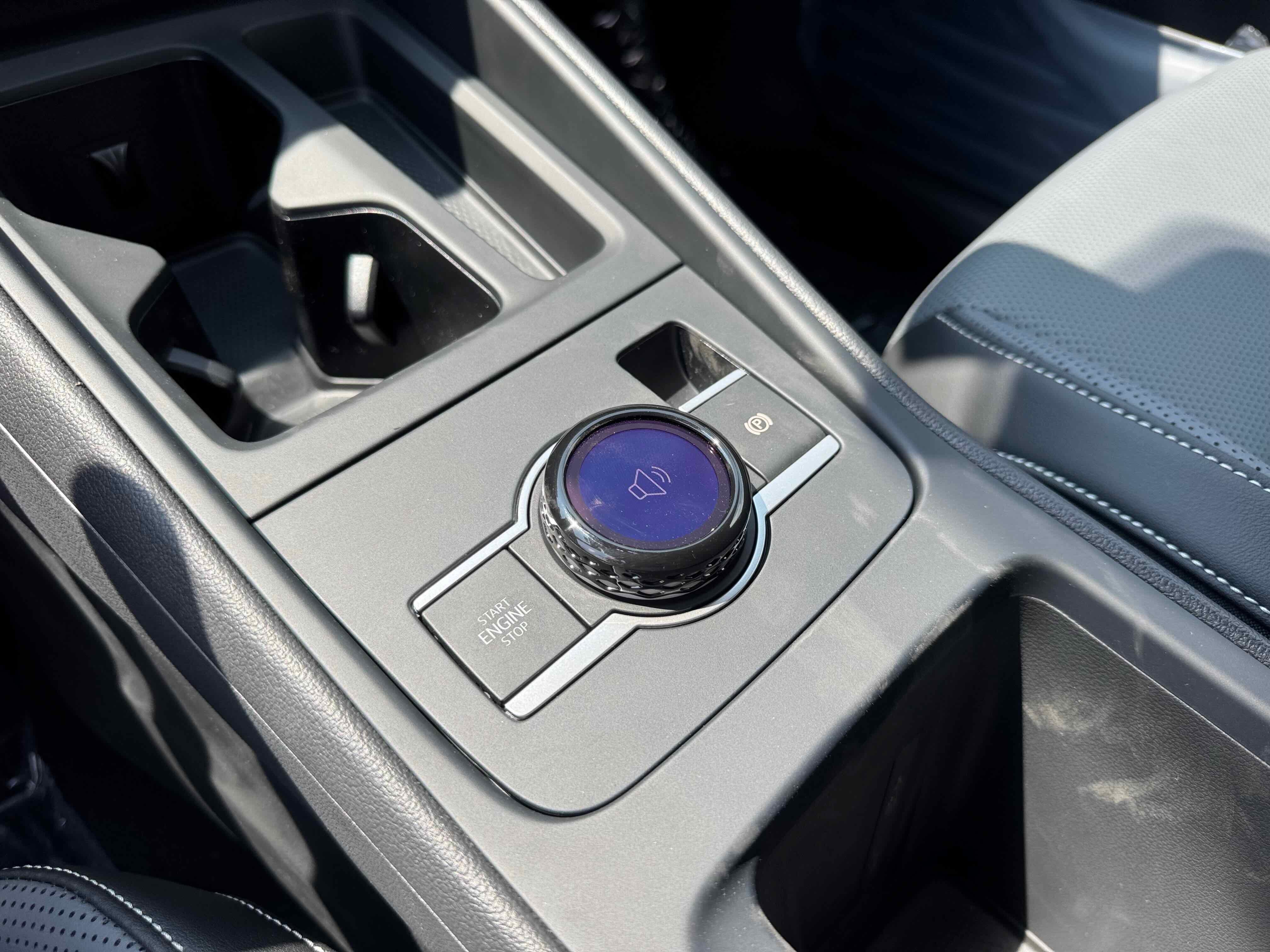 2025 Volkswagen Tiguan SE