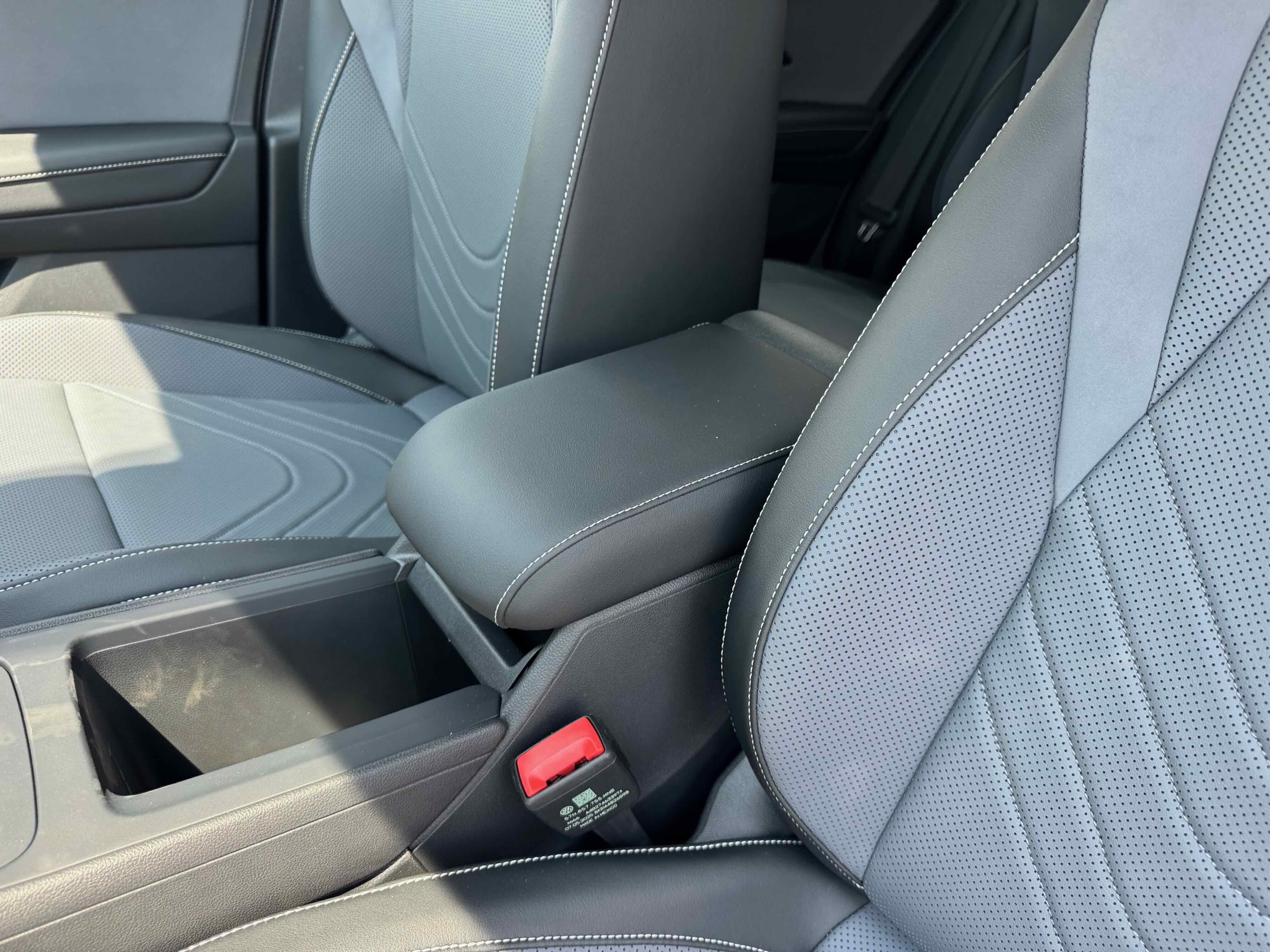 2025 Volkswagen Tiguan SE