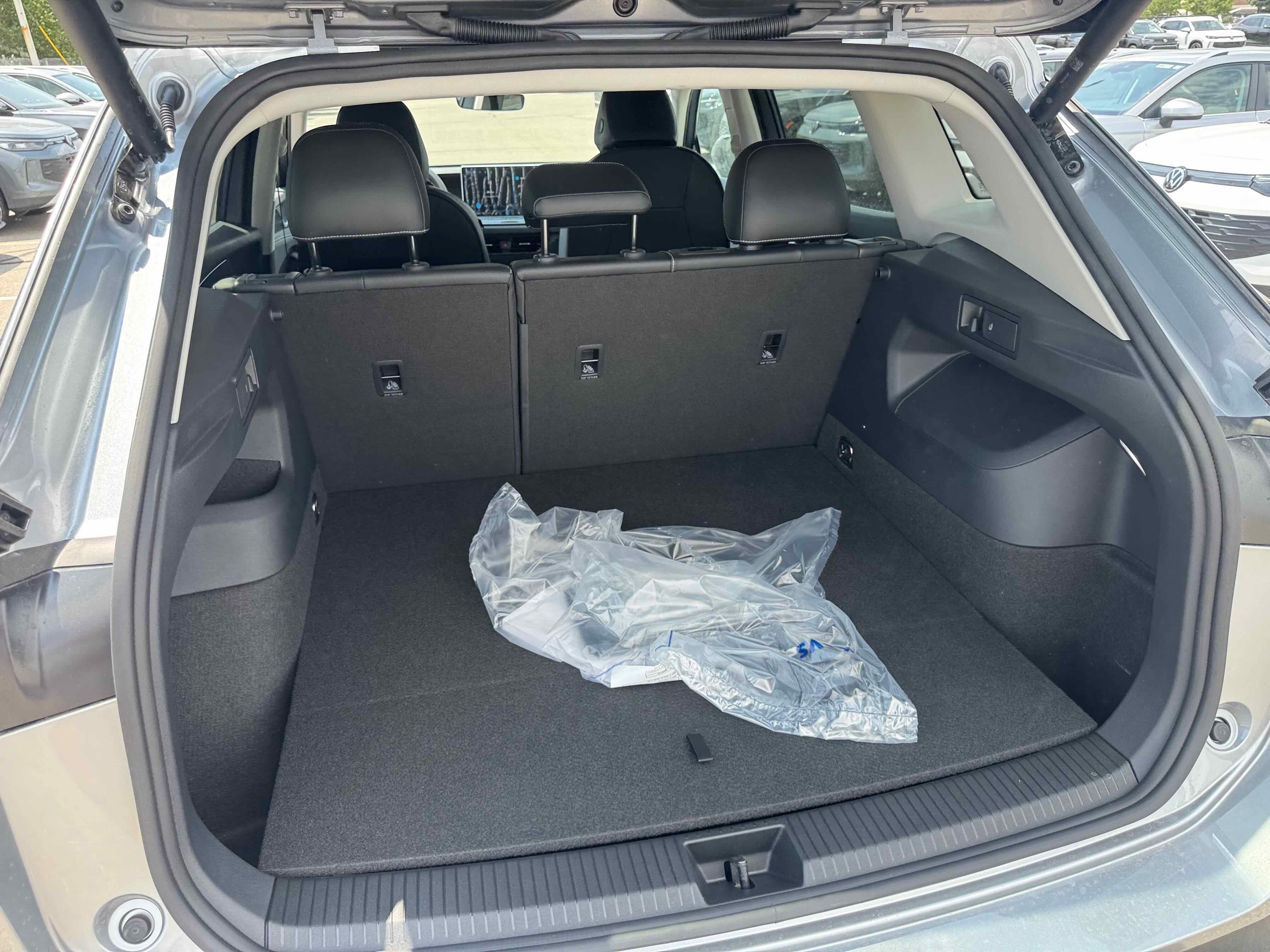 2025 Volkswagen Tiguan SE