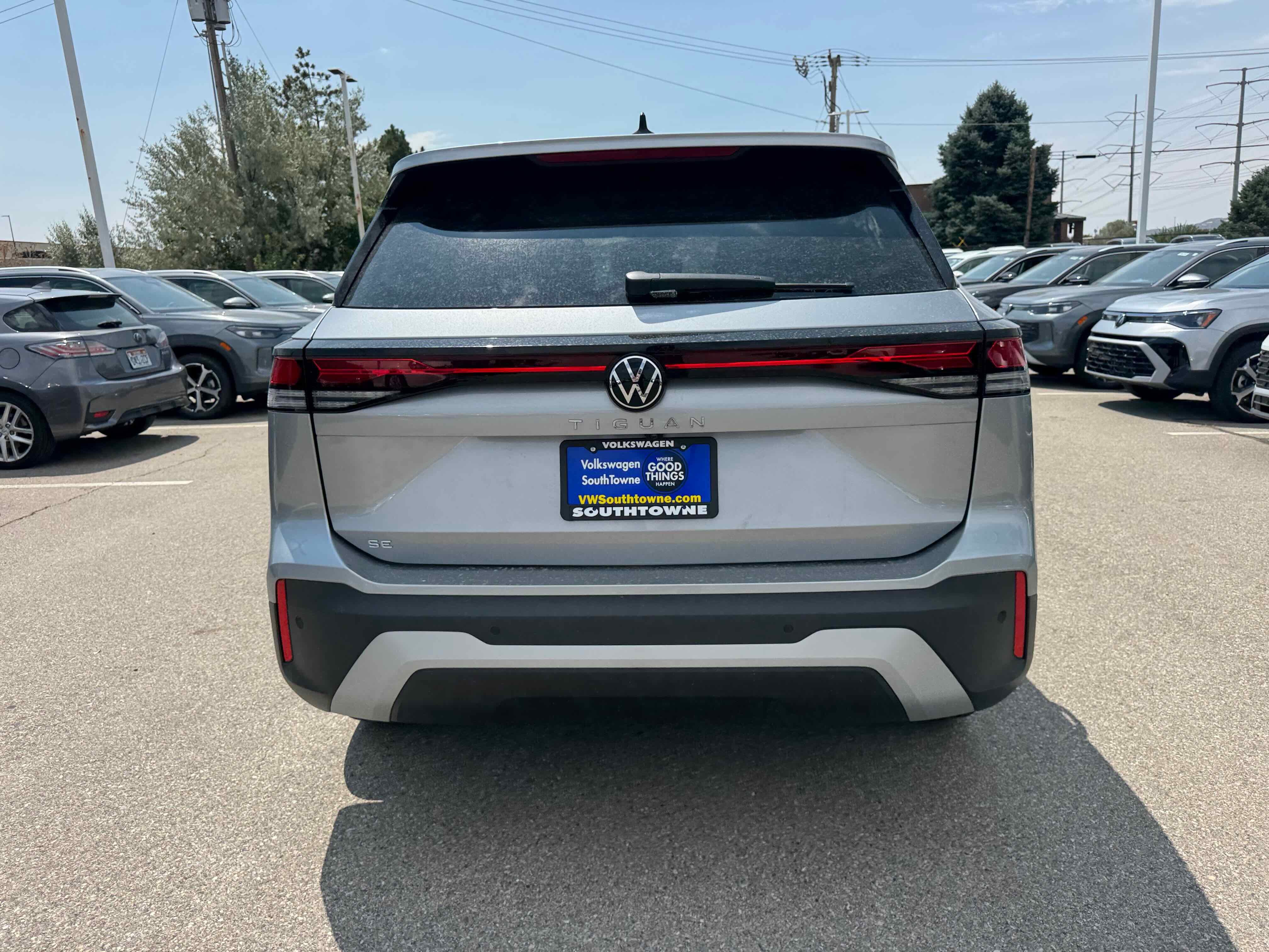 2025 Volkswagen Tiguan SE