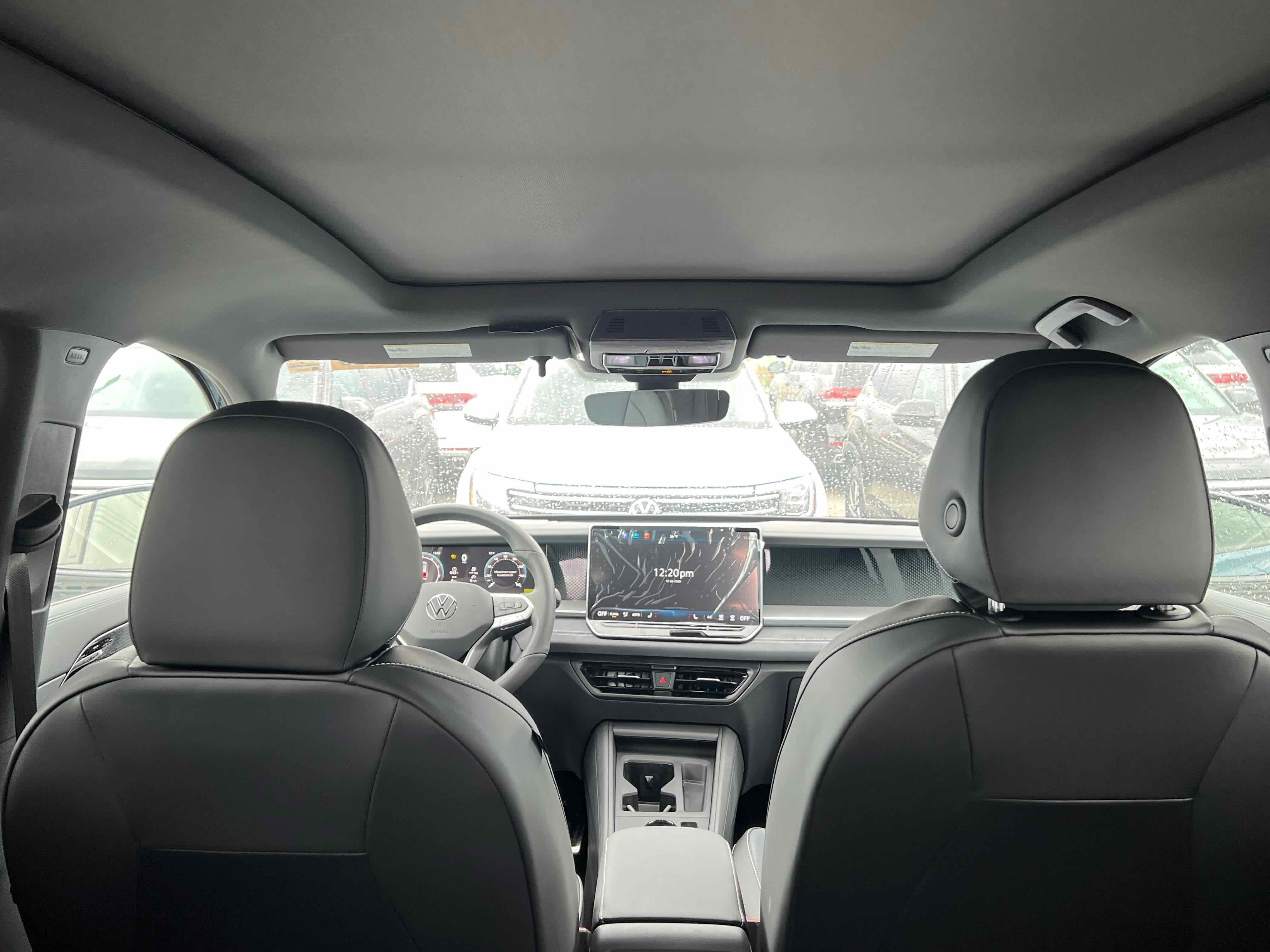 2026 Volkswagen Tiguan SE R-Line Black