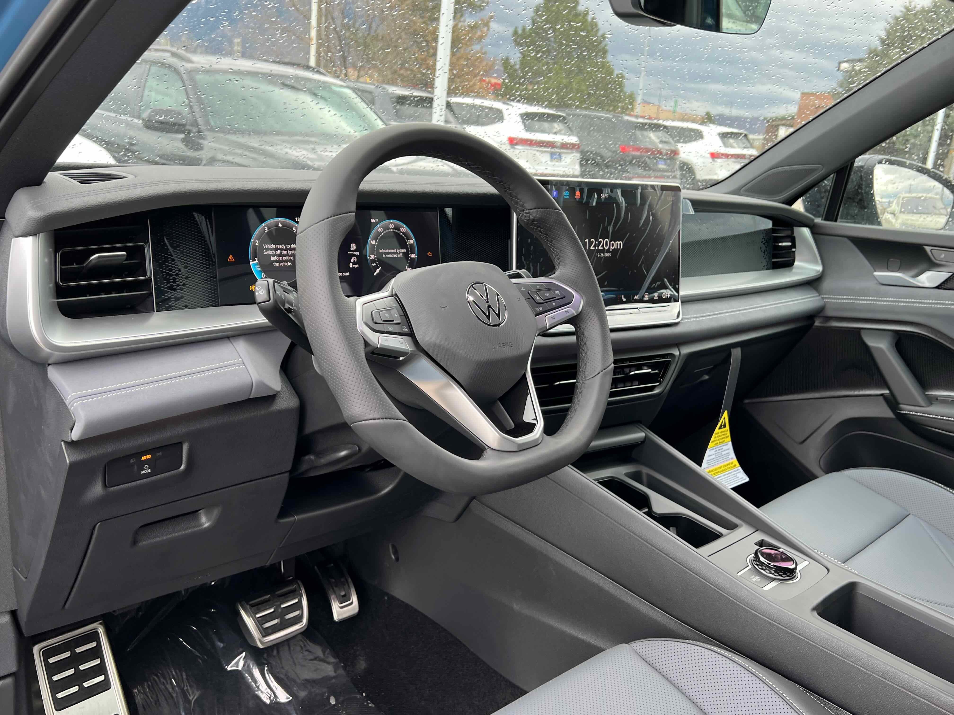 2026 Volkswagen Tiguan SE R-Line Black