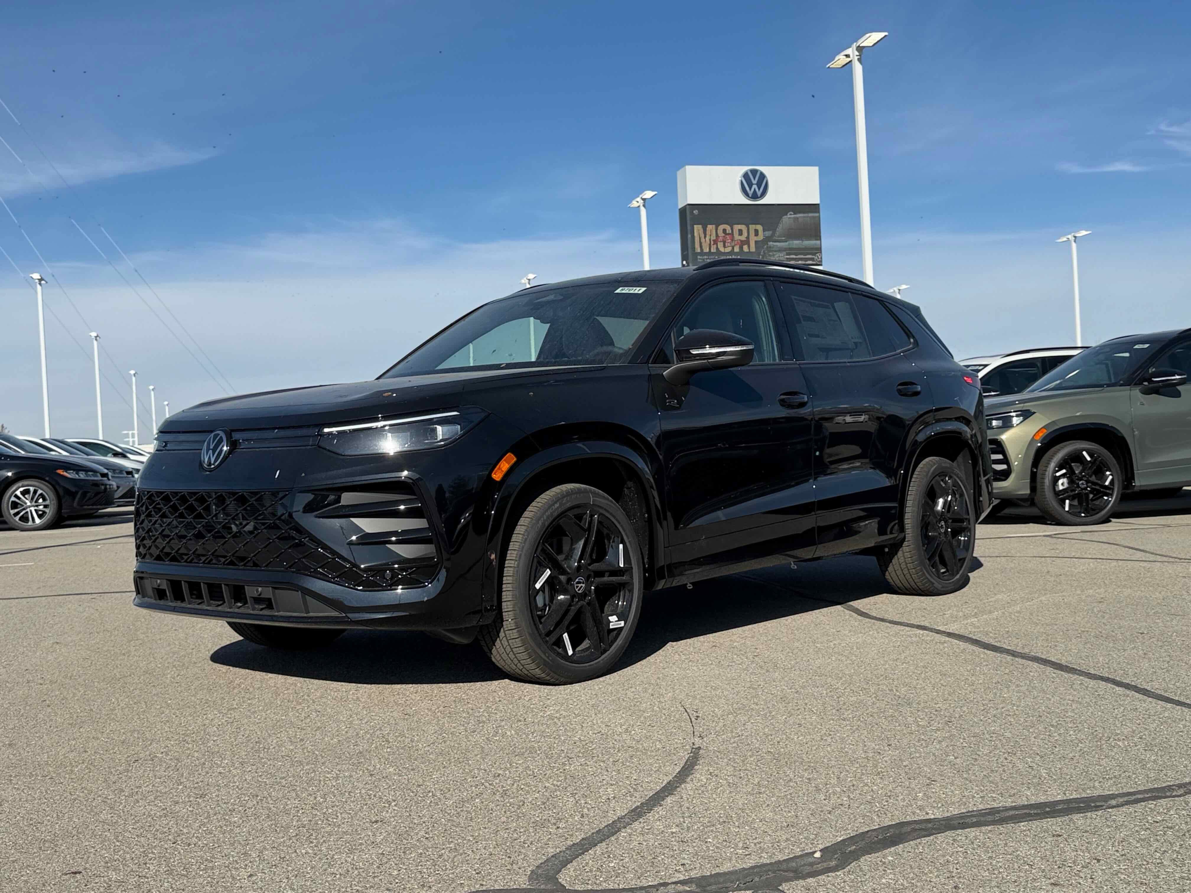 2026 Volkswagen Tiguan SE R-Line Black