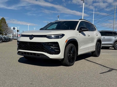 2026 Volkswagen Tiguan SE R-Line Black