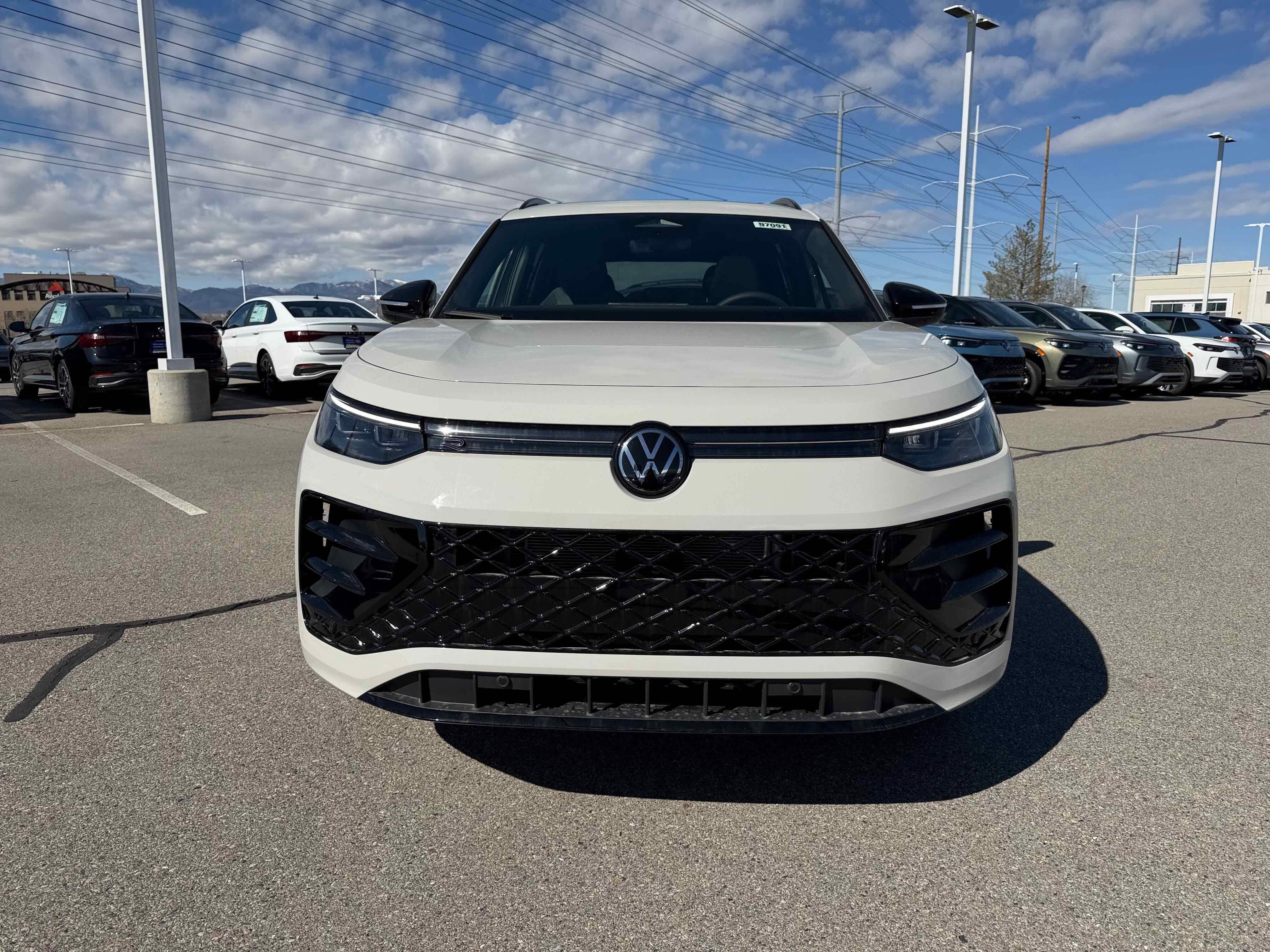 2026 Volkswagen Tiguan SE R-Line Black