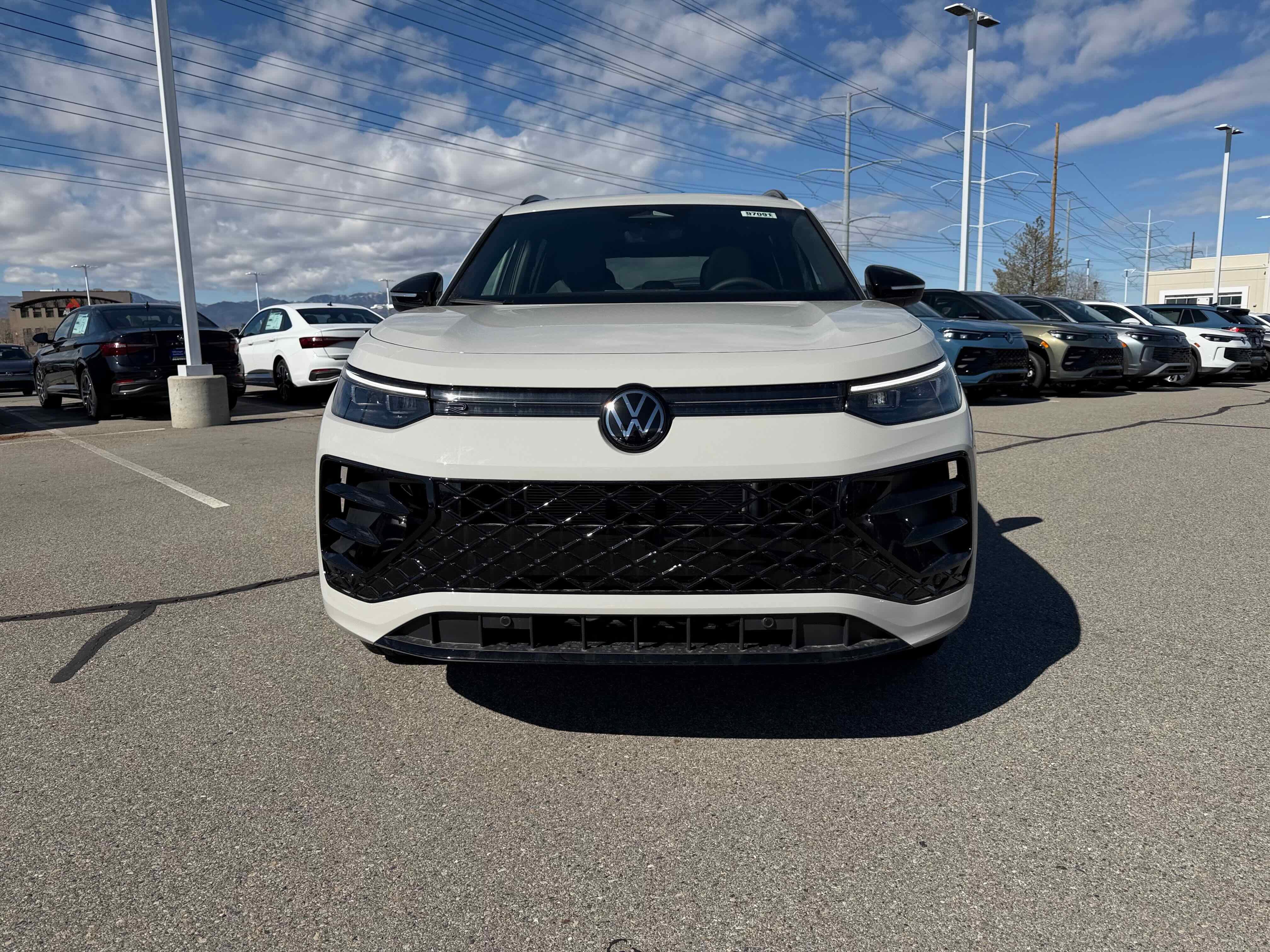 2026 Volkswagen Tiguan SE R-Line Black