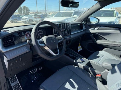 2026 Volkswagen Tiguan SE R-Line Black