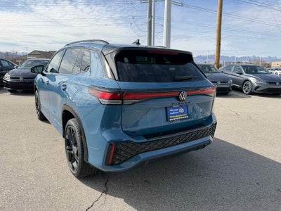 2026 Volkswagen Tiguan SE R-Line Black