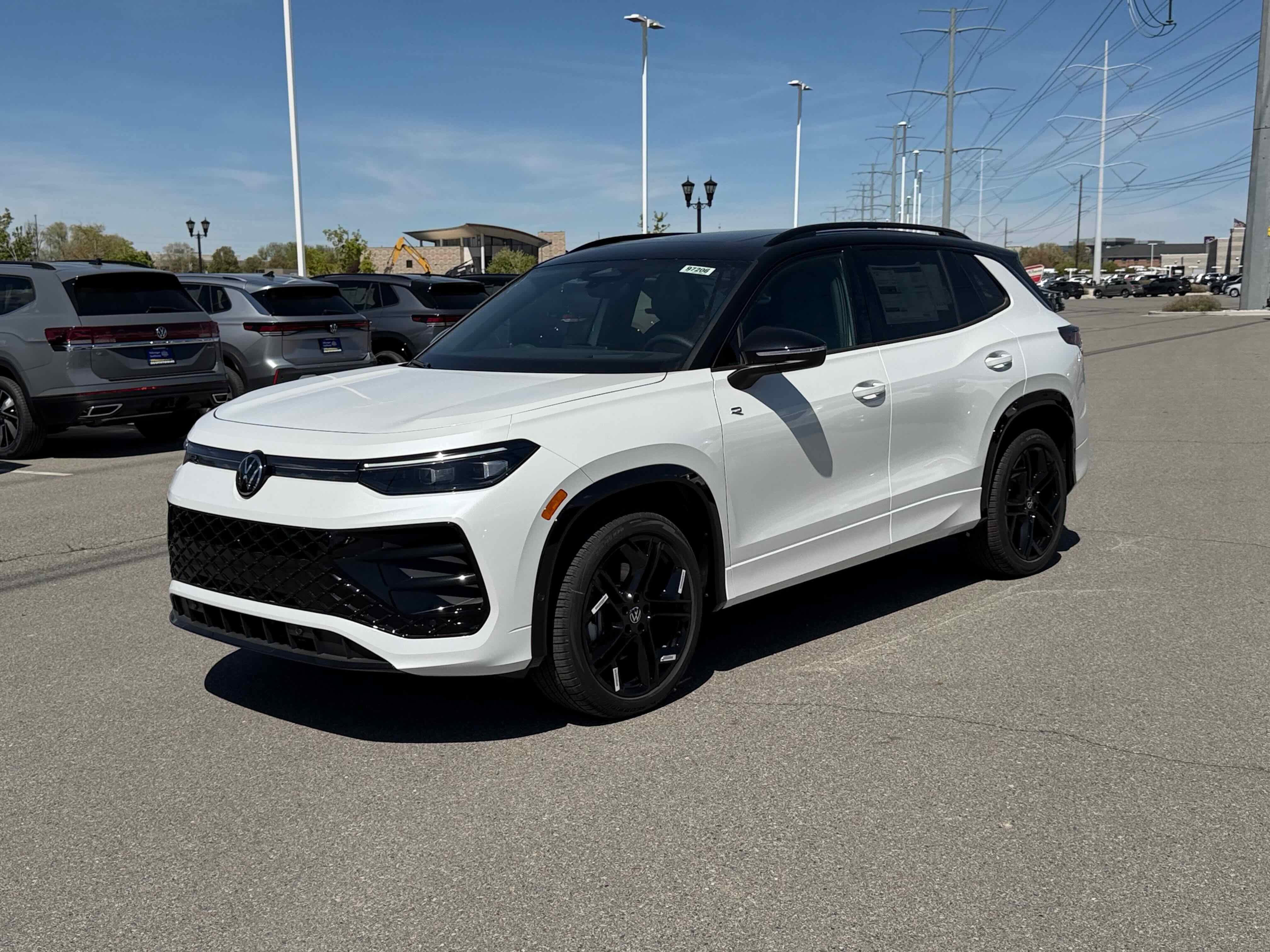 2026 Volkswagen Tiguan SE R-Line Black