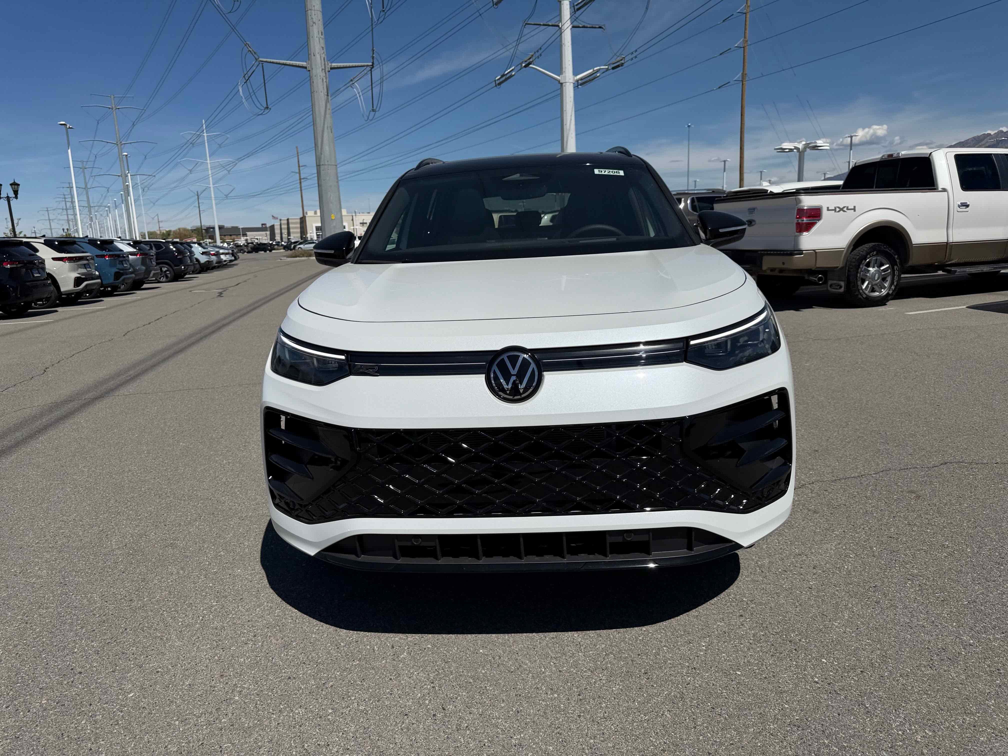 2026 Volkswagen Tiguan SE R-Line Black