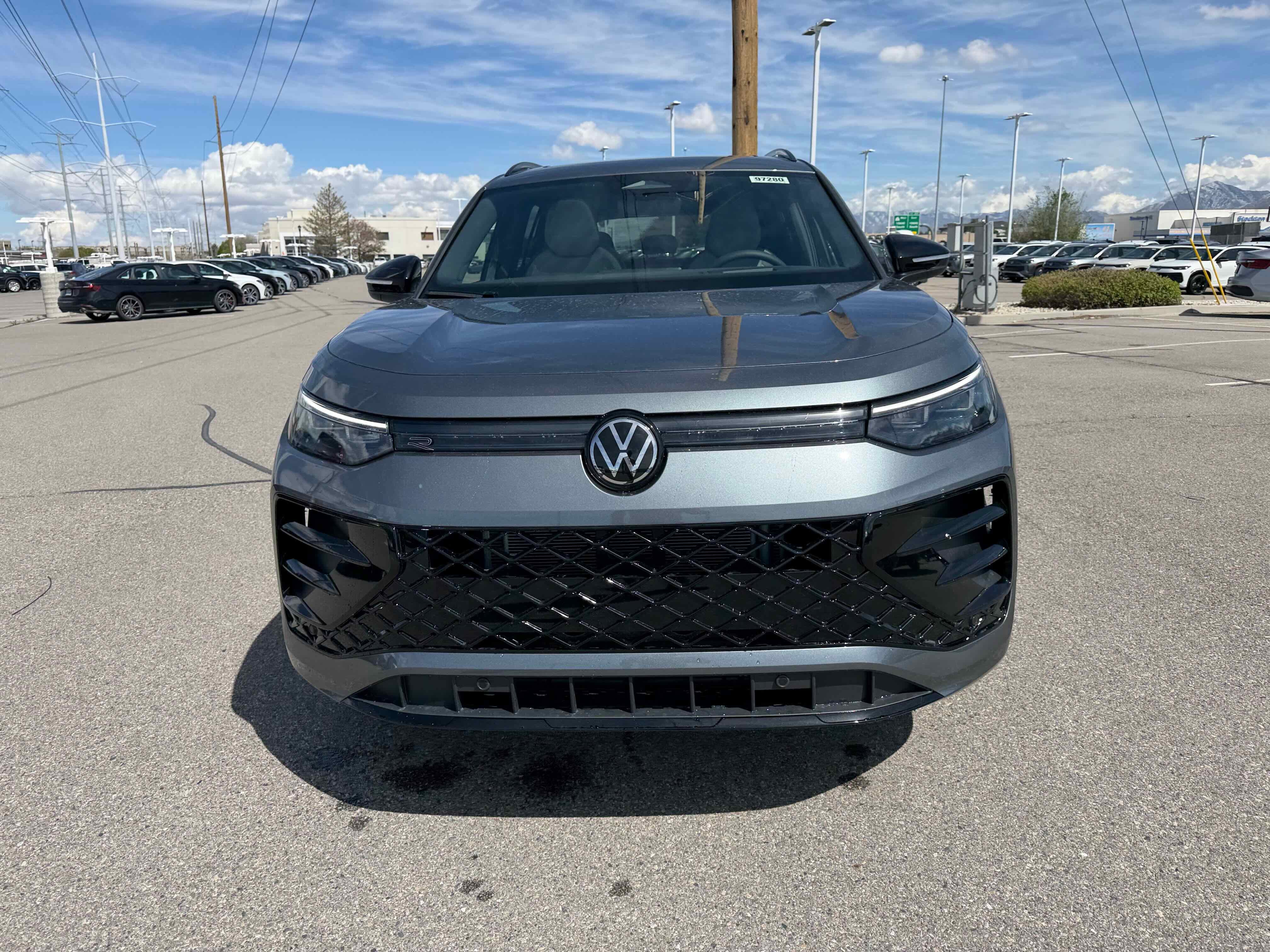2026 Volkswagen Tiguan SE R-Line Black