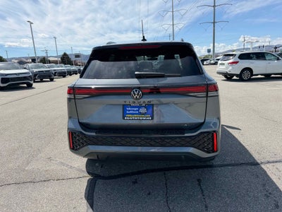 2026 Volkswagen Tiguan SE R-Line Black