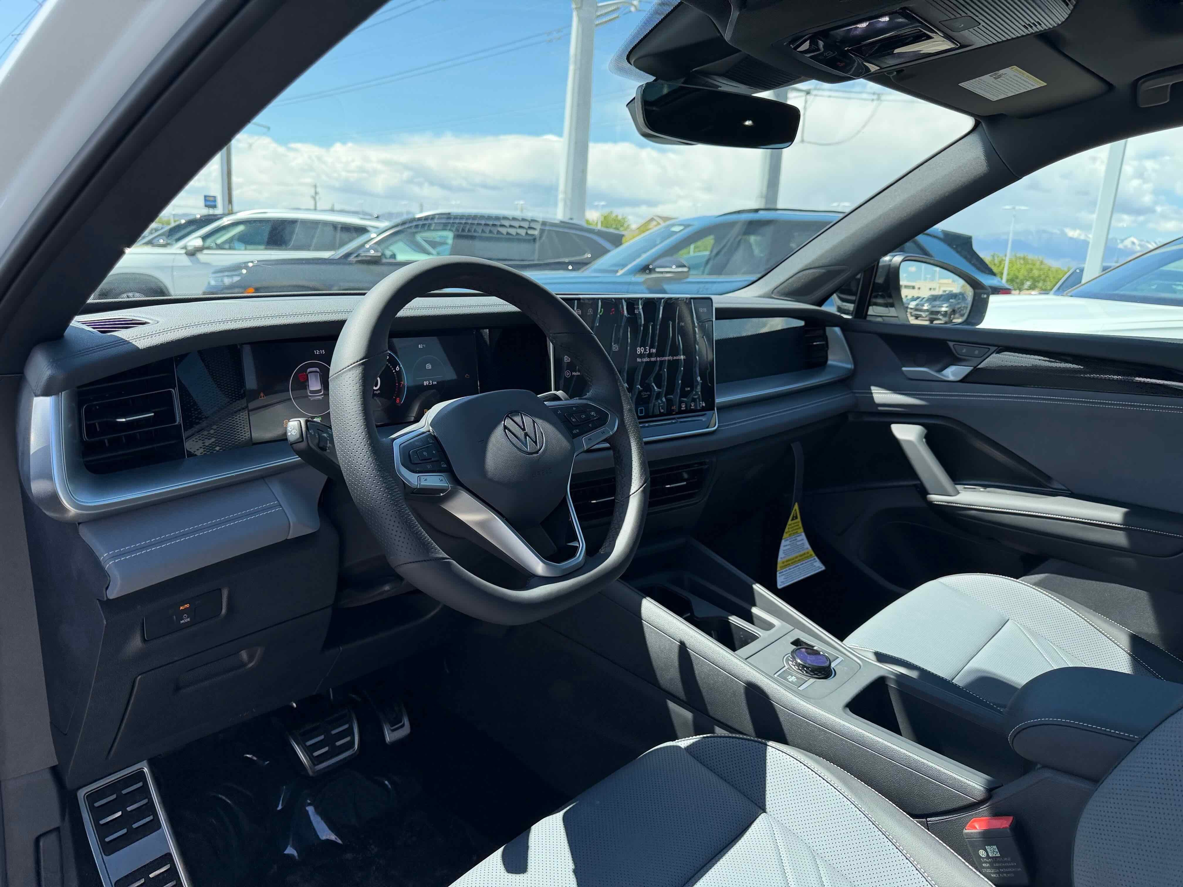 2026 Volkswagen Tiguan SE R-Line Black