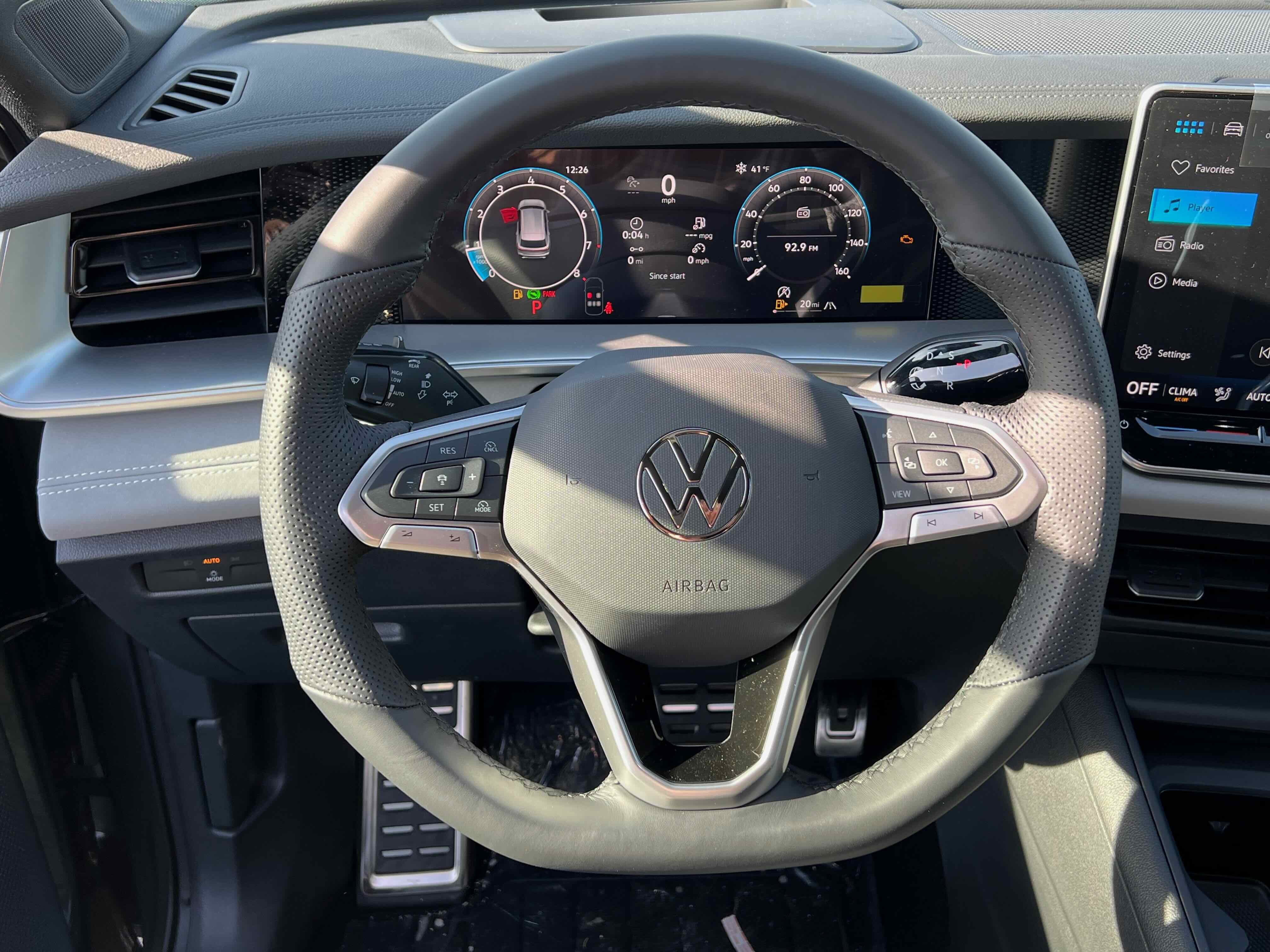 2026 Volkswagen Tiguan SE R-Line Black