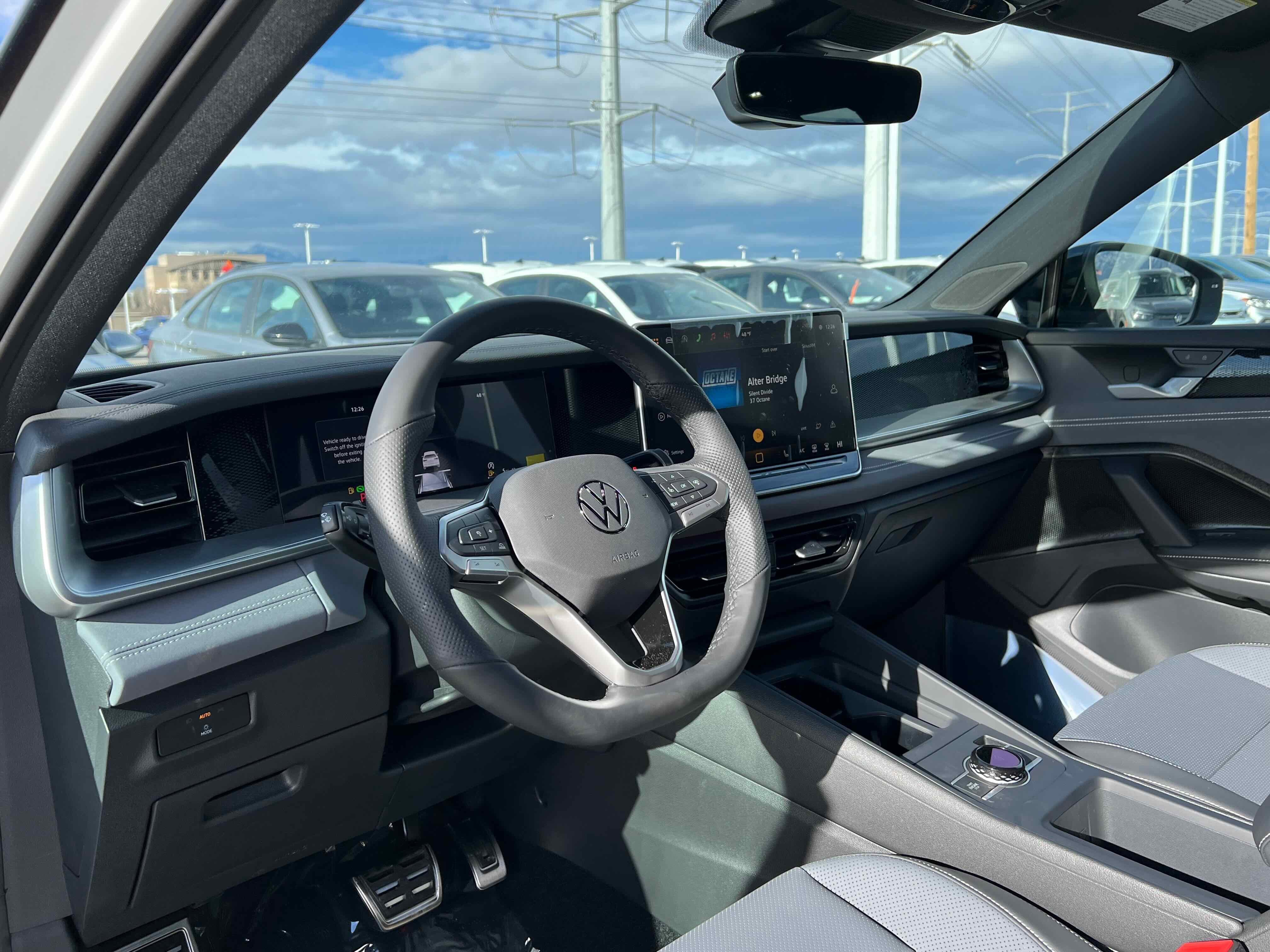 2026 Volkswagen Tiguan SE R-Line Black