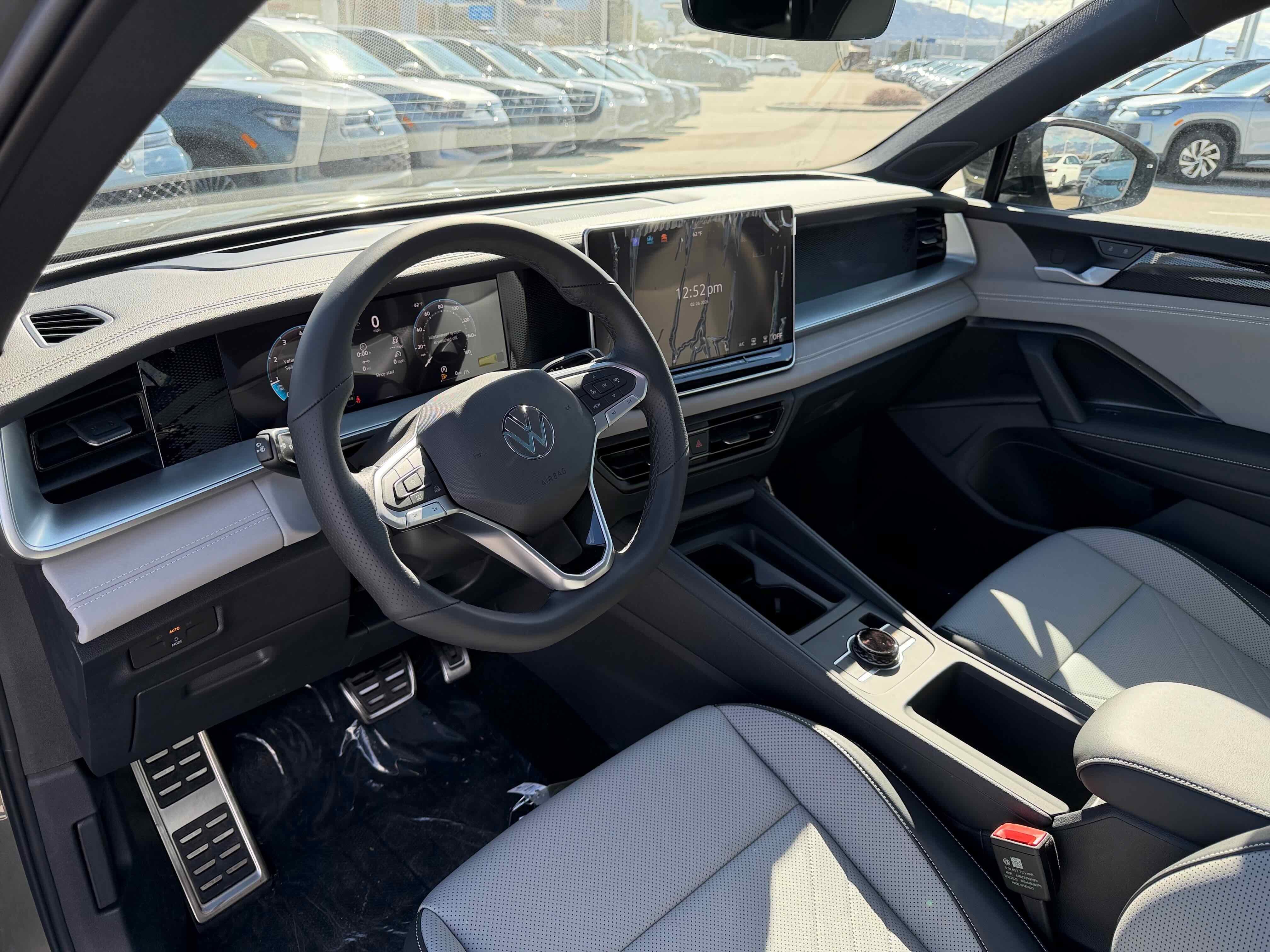 2026 Volkswagen Tiguan SE R-Line Black