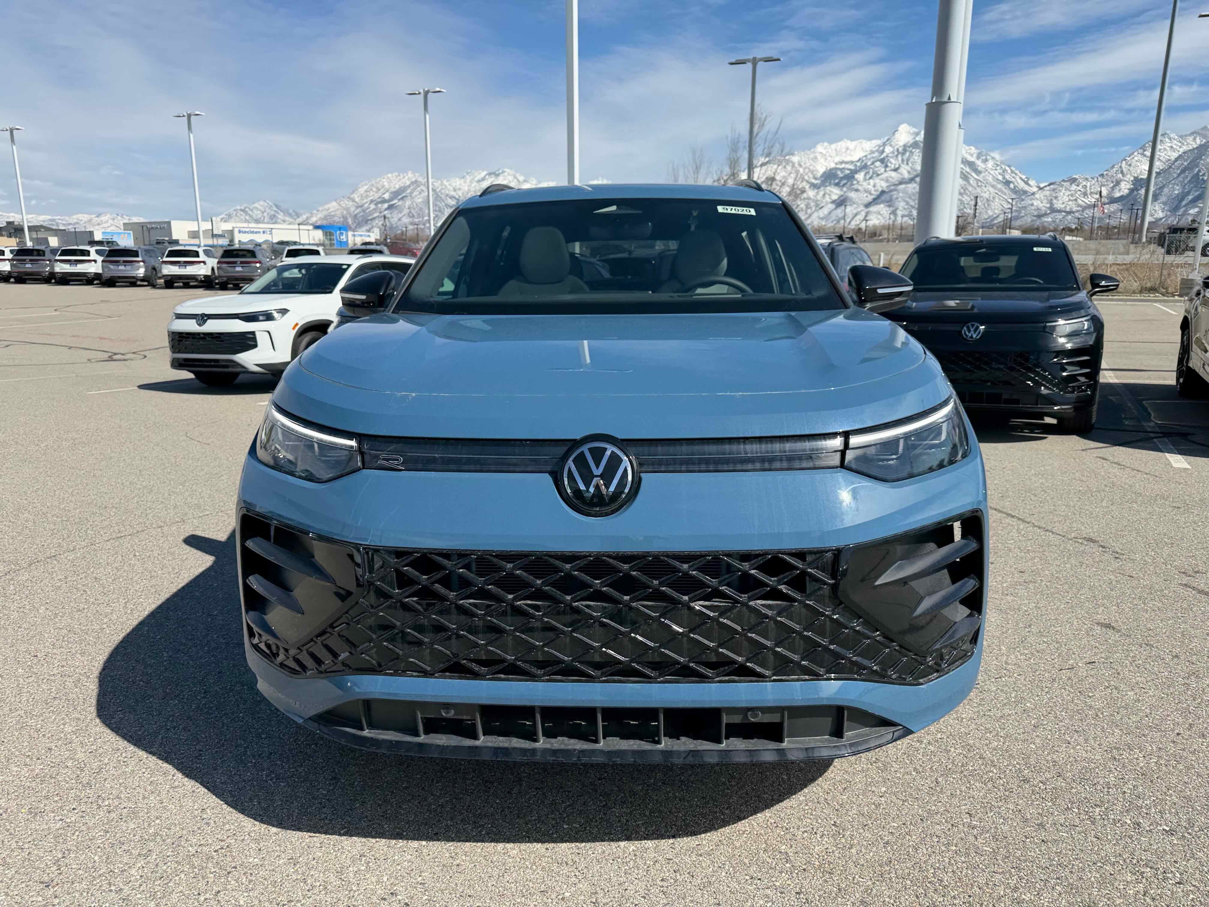 2026 Volkswagen Tiguan SE R-Line Black